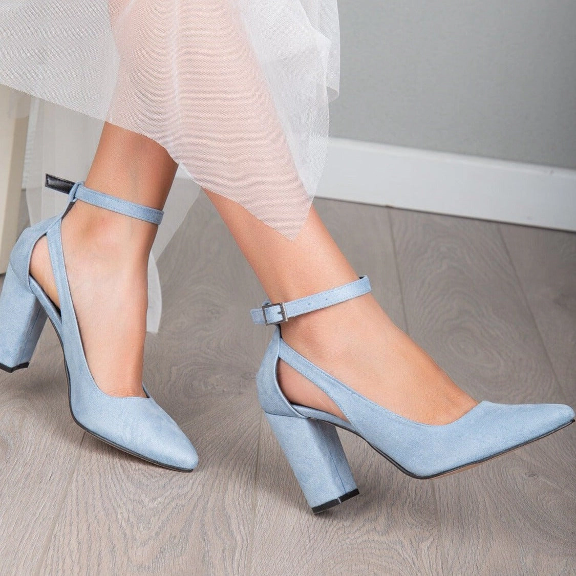 Forever & Always Womens Colette Pointed Toe High Block Heels