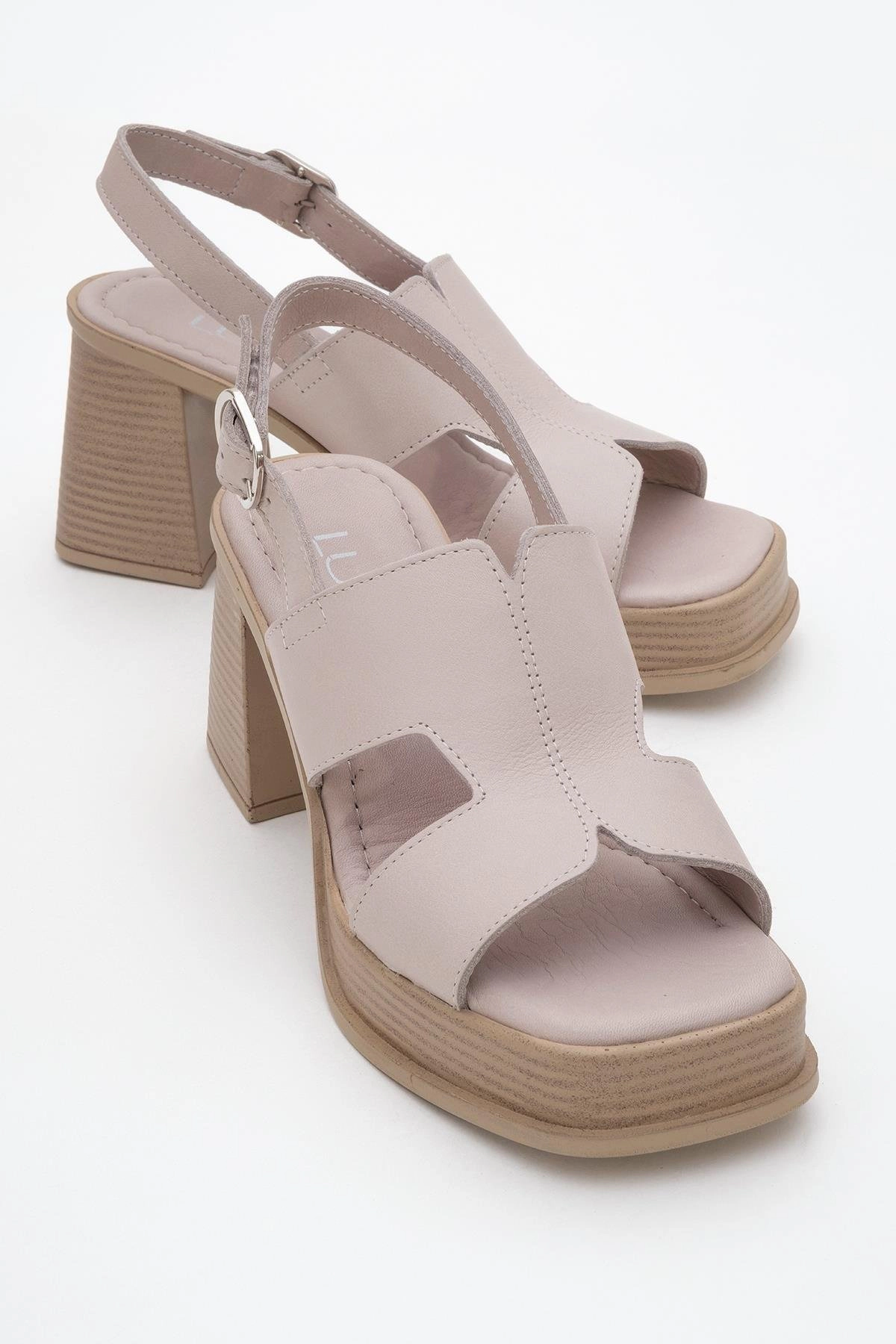 Forever & Always Womens Zennia Leather Platform Sandal