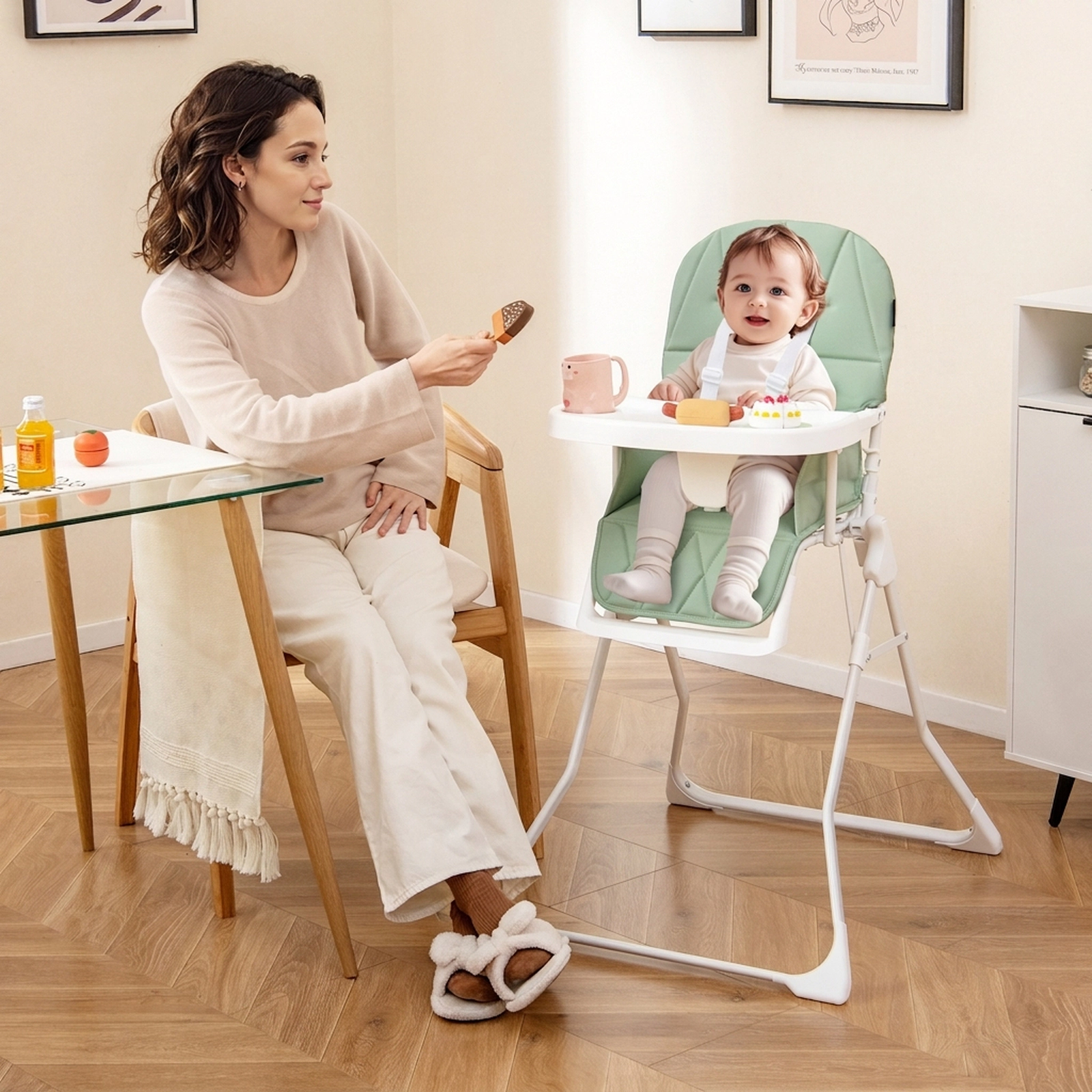 Easy-Clean Compact Folding Baby High Chair Quick-Release Tray Built-In Cup Holder 3-in Flat Fold 6 to 36 Months Green