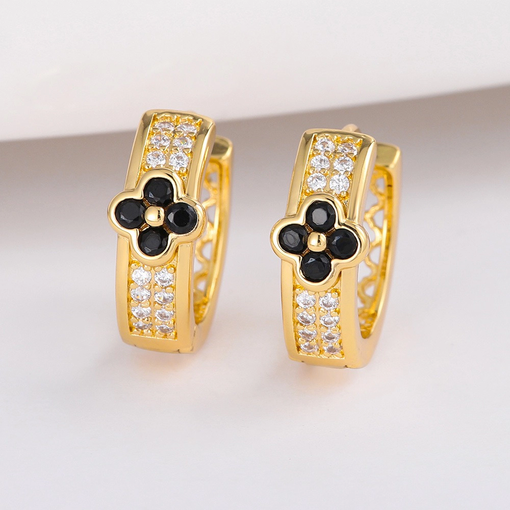 Clover Pave Cubic Zirconia Huggie Hoop Earring
