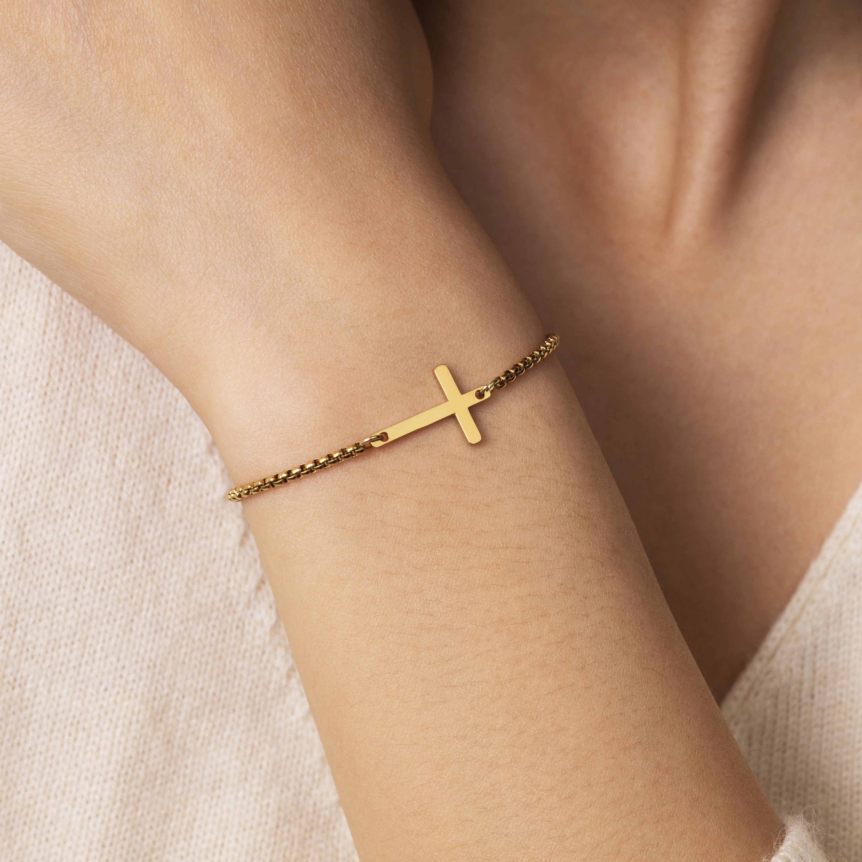 Mint & Lily Women's Sideways Cross Slider Bracelet