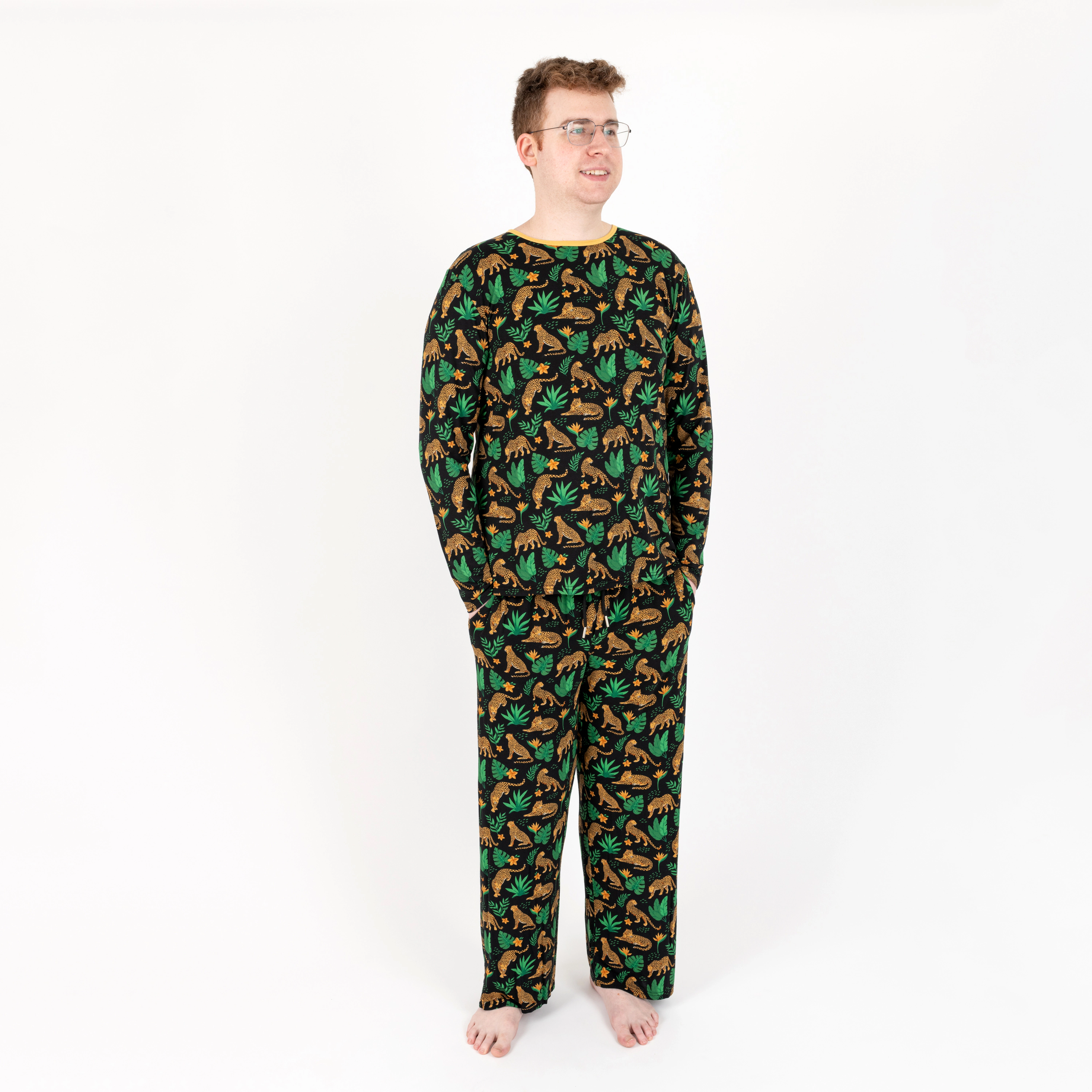 Leveret Mens 2-pc Cooling Viscose Long Sleeve Winter Holiday Pajamas