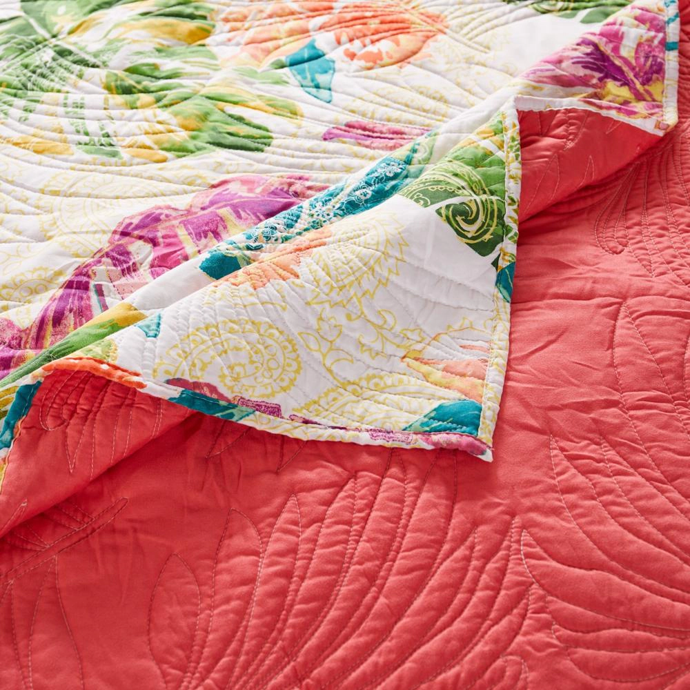 Greenland Home Fashions Tropics Quilt and Pillow Sham Set