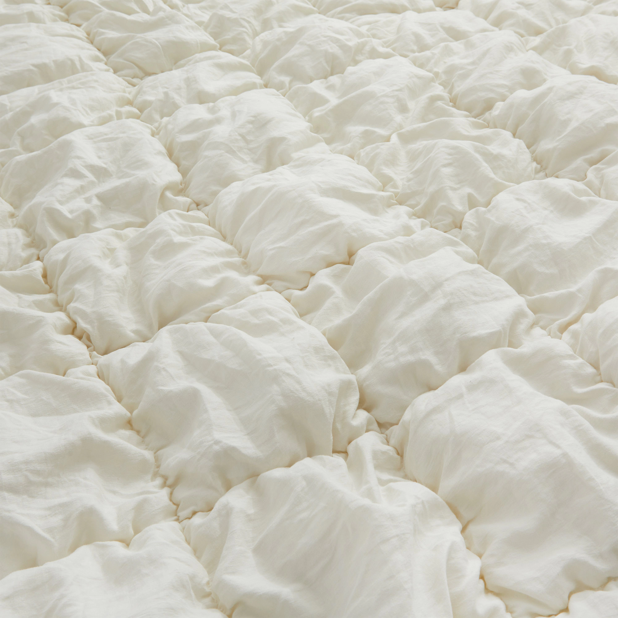 Unikome Fluffy Comforter, All Season Quilted Down Alternative Cloud-Like Soft Bedding