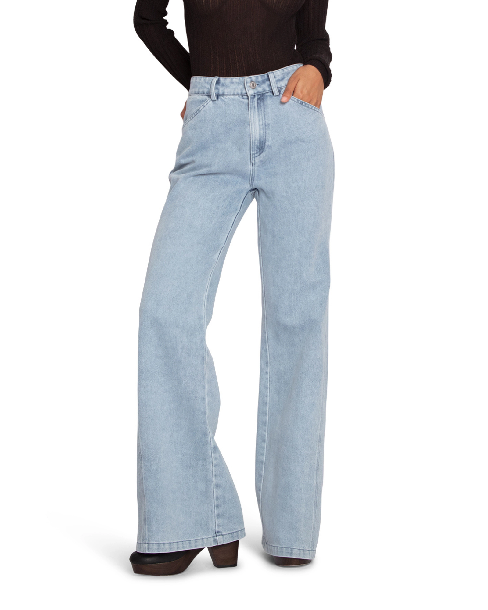 Belle & Bloom Womens Firecracker Flare Jeans