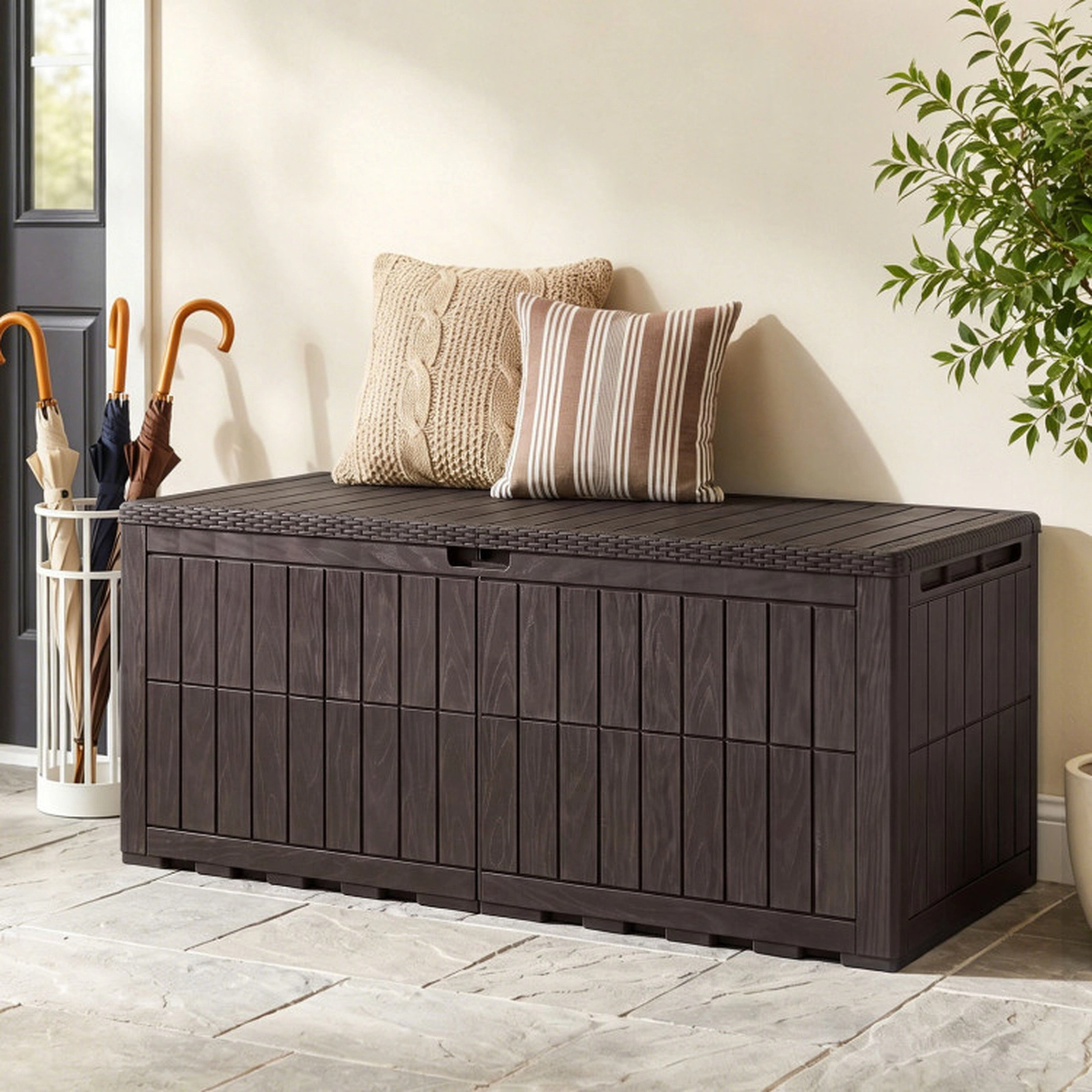 SUGIFT 180-Gallon Lockable Lift-Top PP Outdoor Patio Deck Storage Box 60.5-in x 28-in x 25-in 620-lb Seat Brown