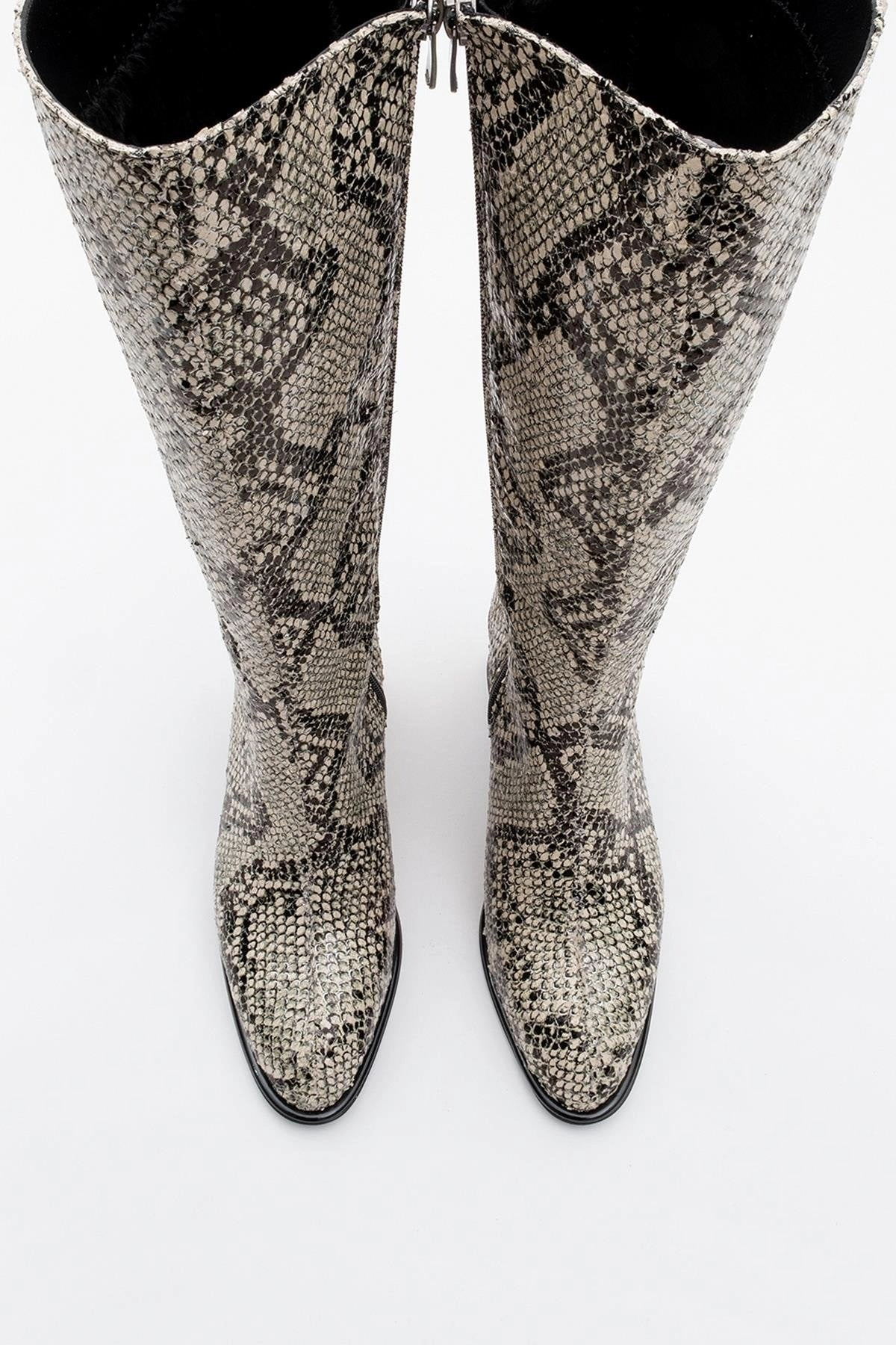 Prologue Shoes Womens Elly Pattern Block Heel Boot