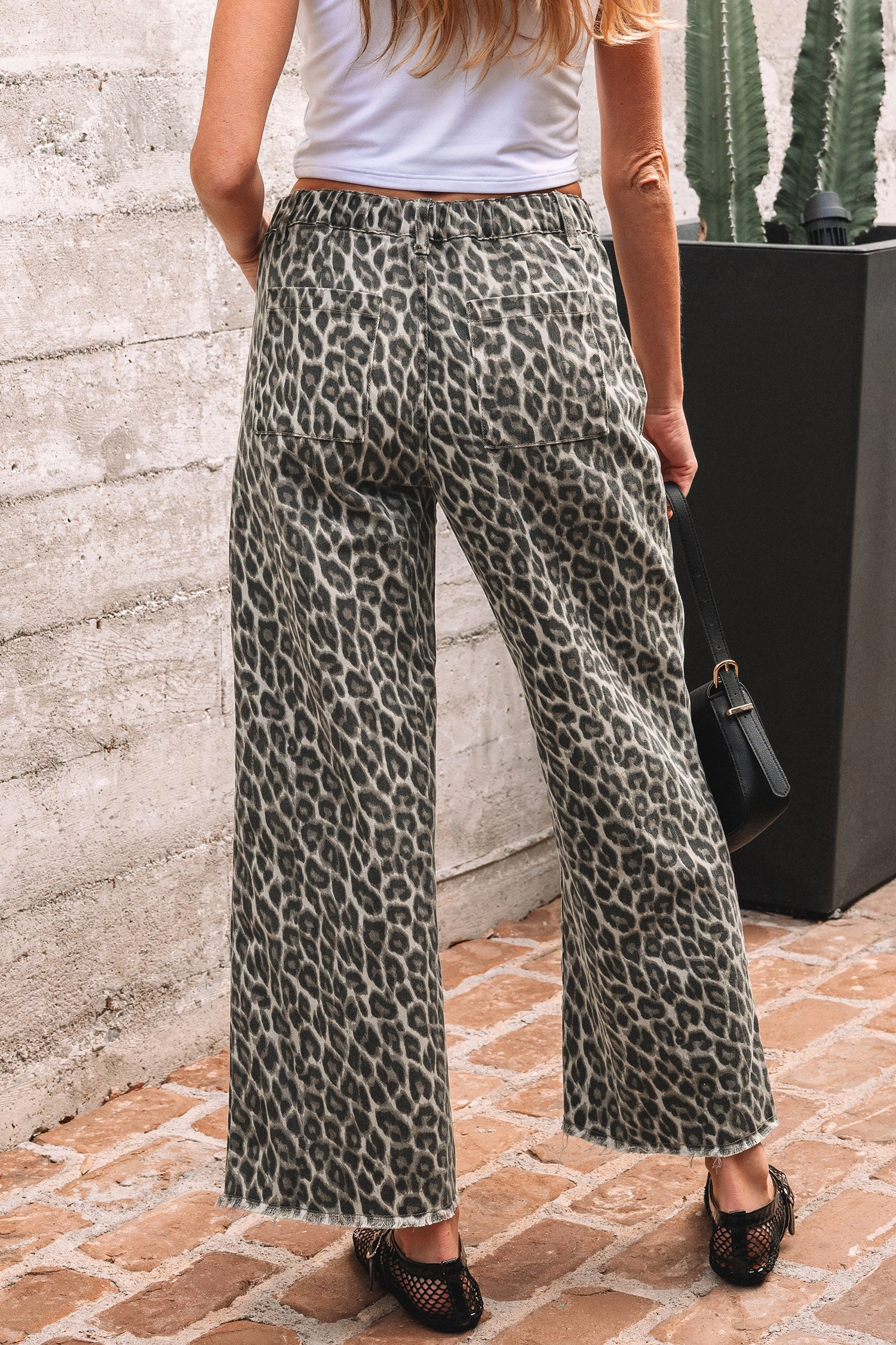 Threaded Pear Women's Frankie Straight Loose Leg Jeans