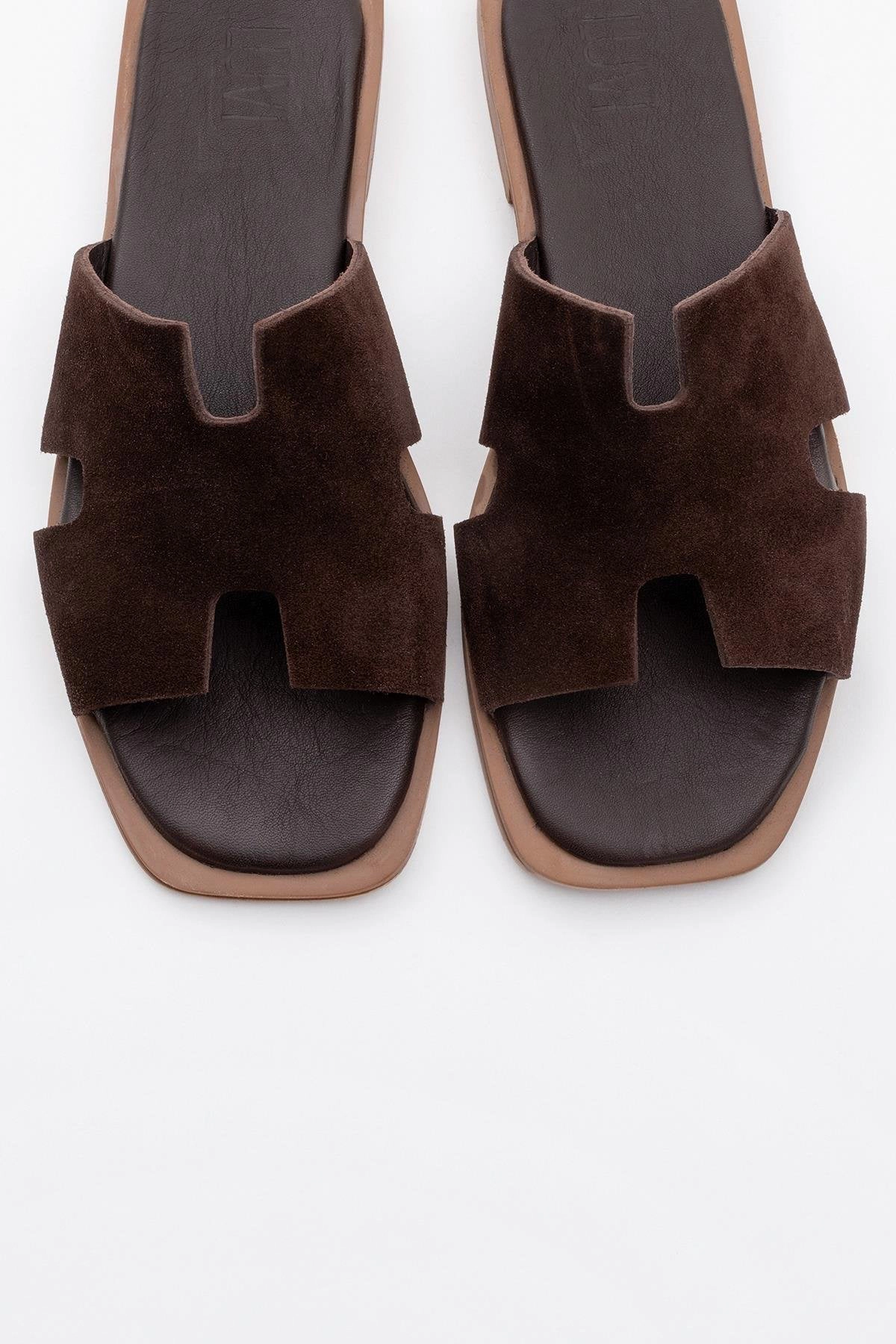Forever & Always Womens Jez Leather Slide Sandals