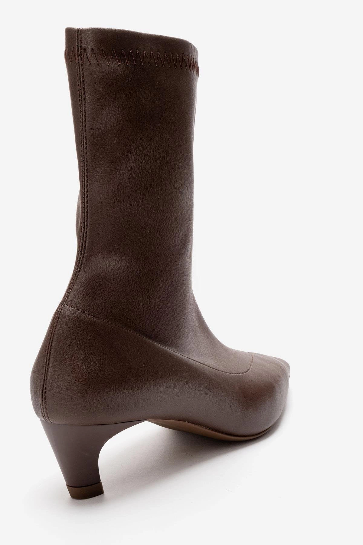 Prologue Shoes Womens Alora Kitten Heel Boot
