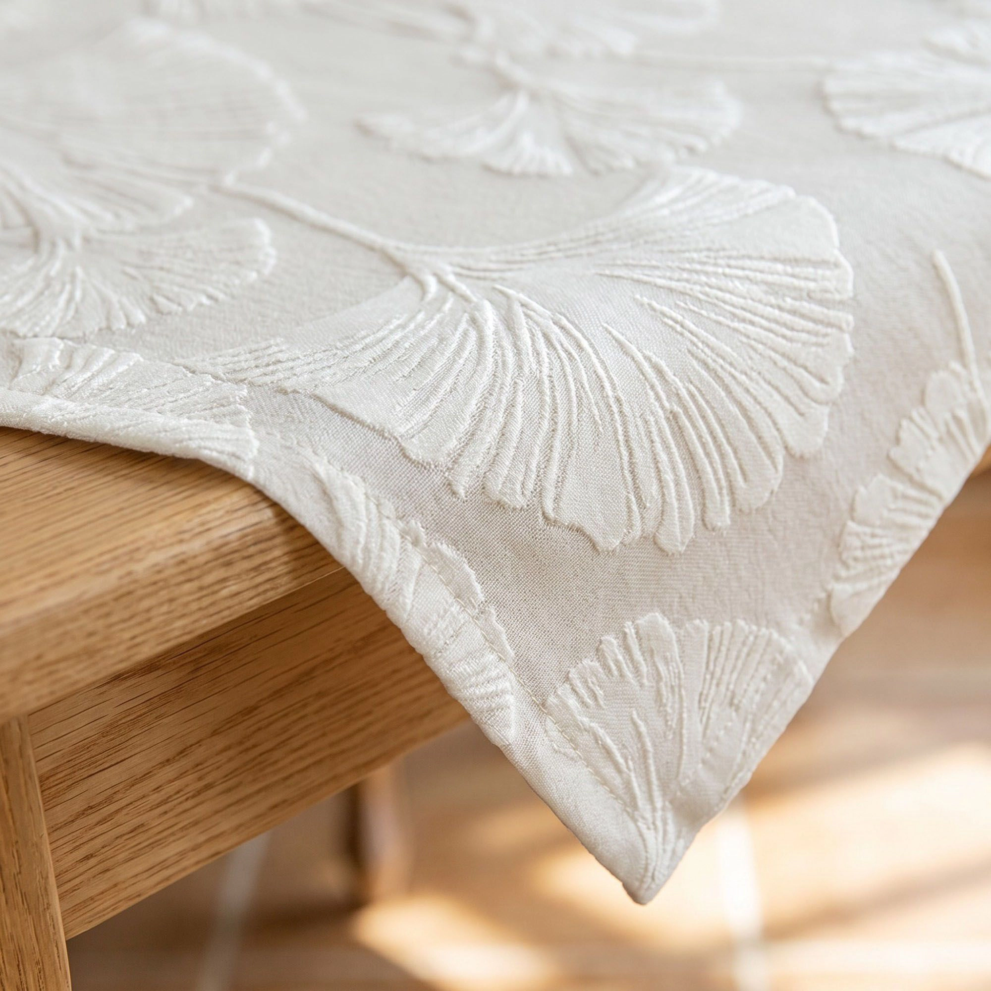 Alilang Unisex White Textured Ginkgo Leaf Square Tablecloth 33.5x33.5in