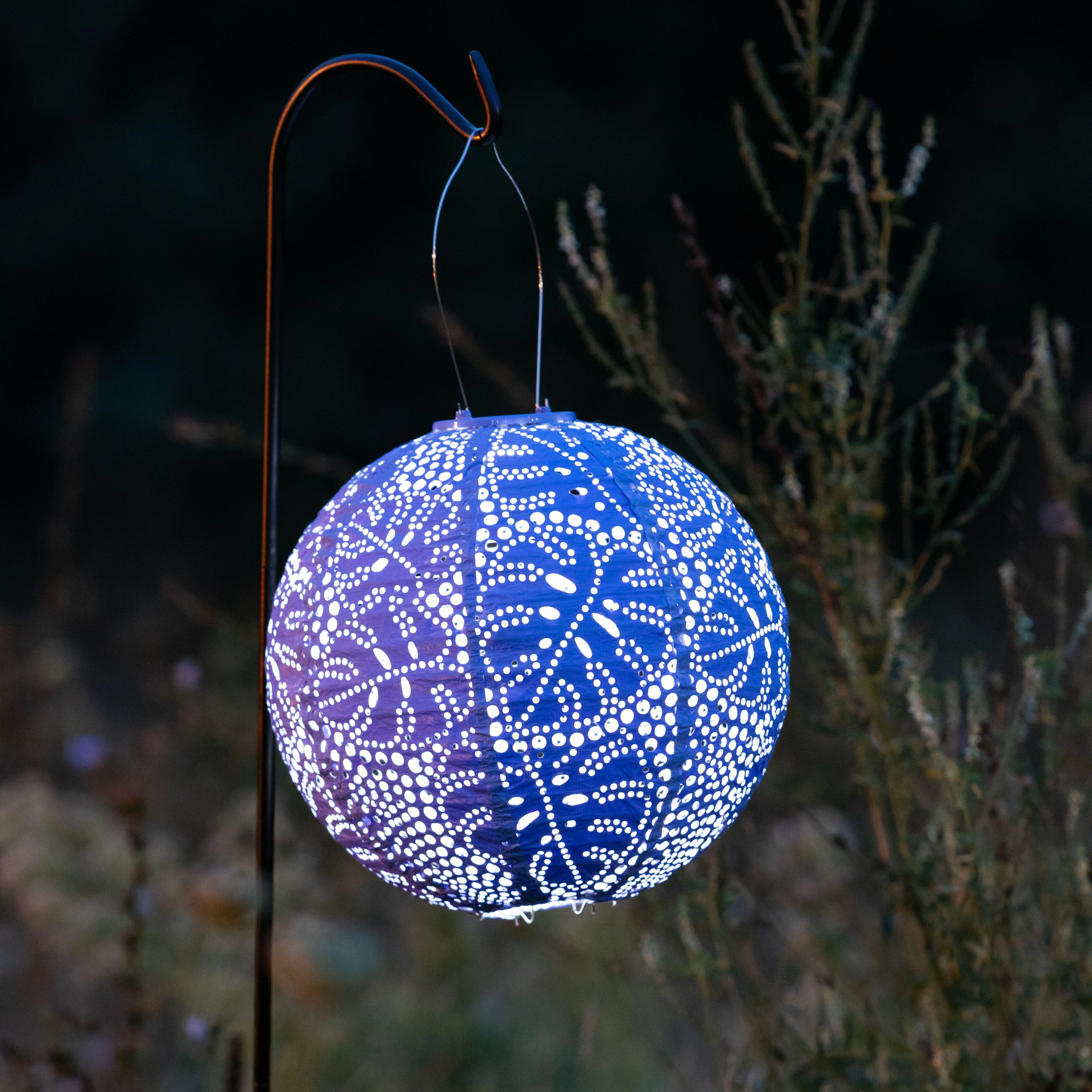 Allsop Home & Garden Soji Stella Monstera 12 Solar Lantern