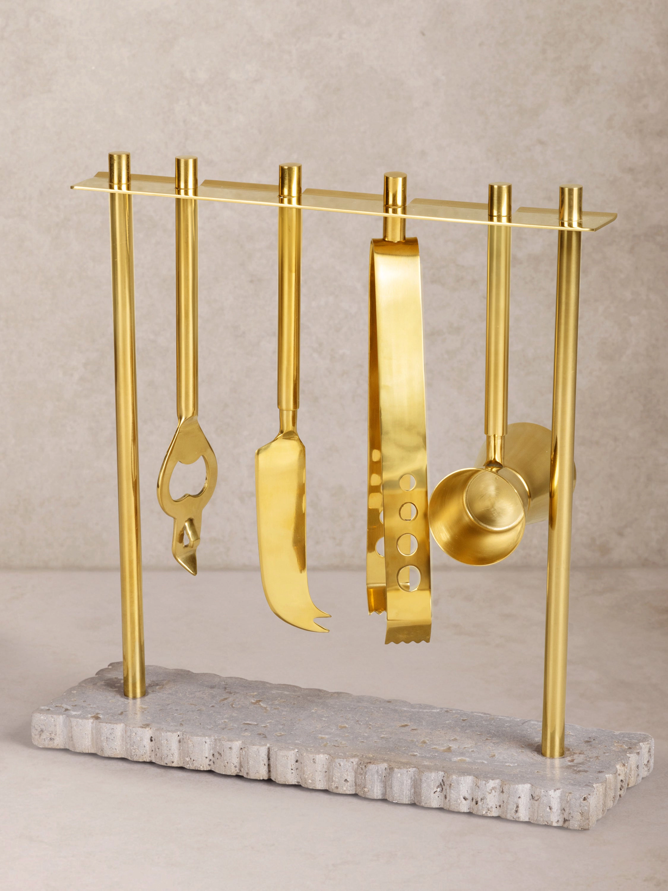 GAURI KOHLI Jubel Bar Tools Set