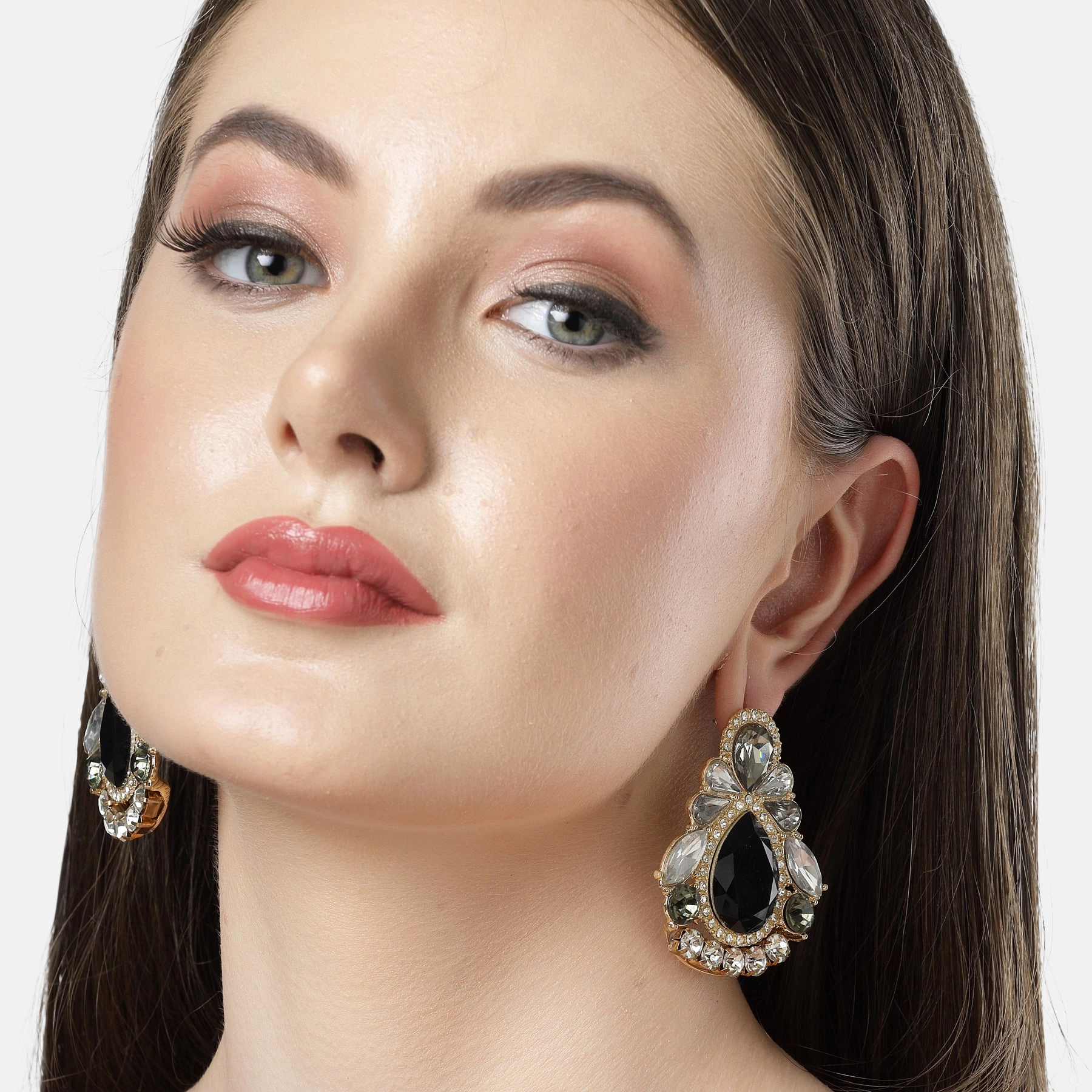 AGP PARIS Womens Diva Collection Iconic Petal Stud Earrings