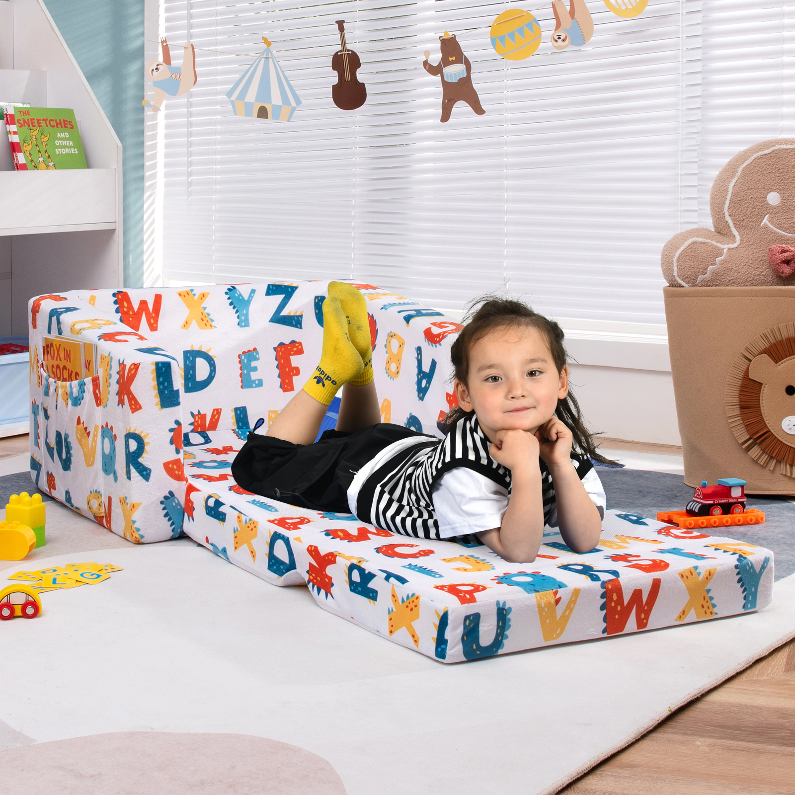 SUGIFT 2-in-1 Convertible Kids Sofa Sleeper 66-lb Capacity Ages 0-4 Multicolor