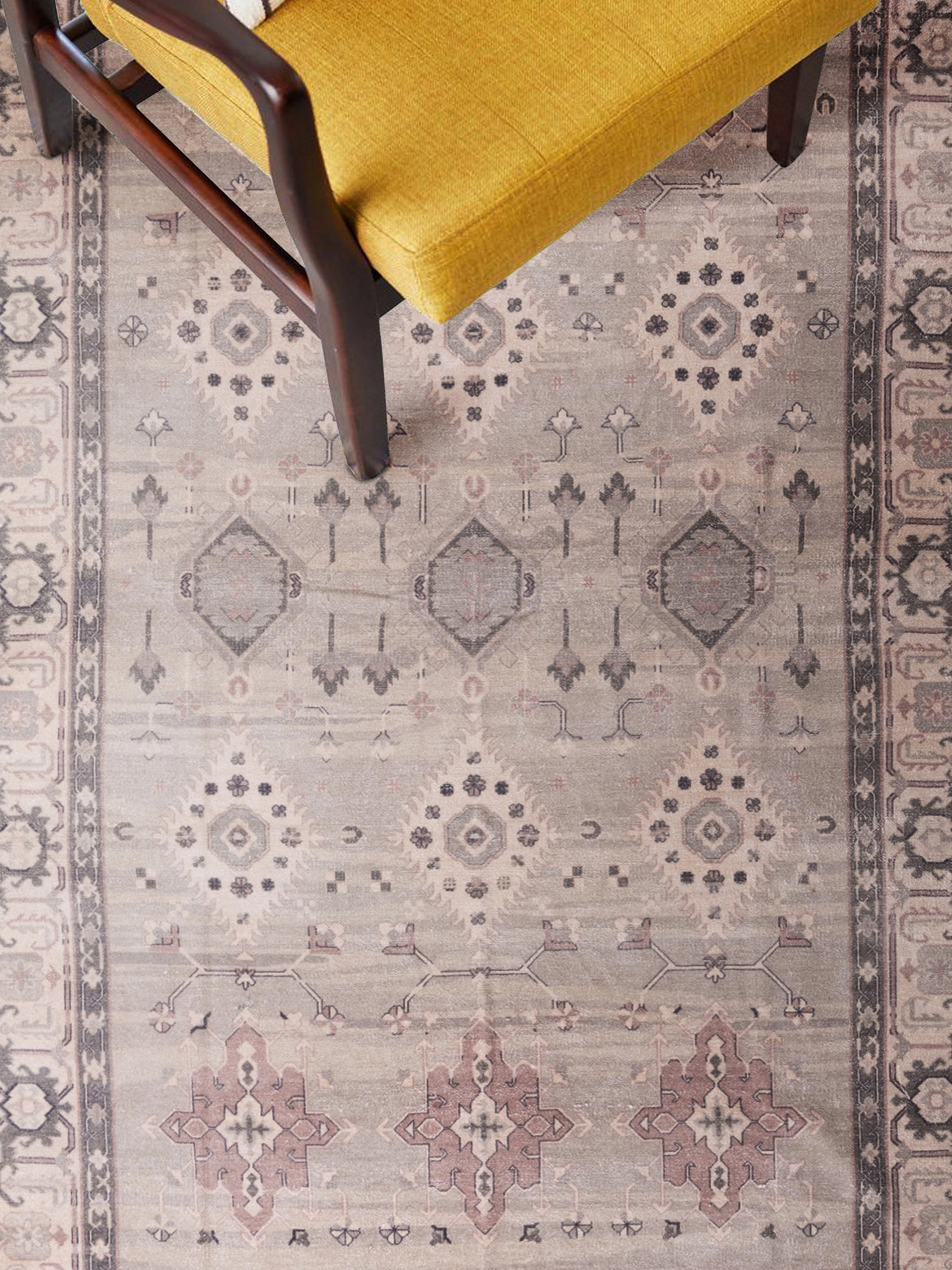 GAURI KOHLI Malmo Area Rug 5'x8'