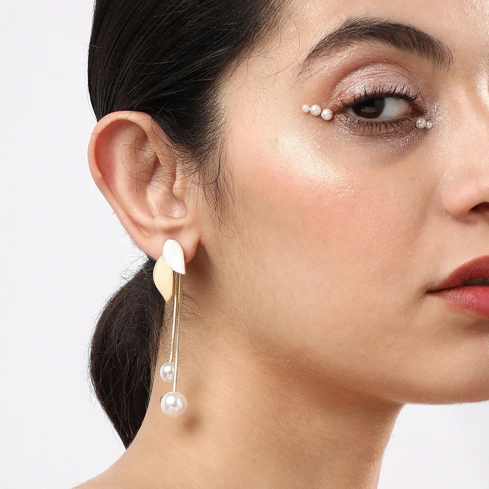SOHI Women's Petal Drop Earrings