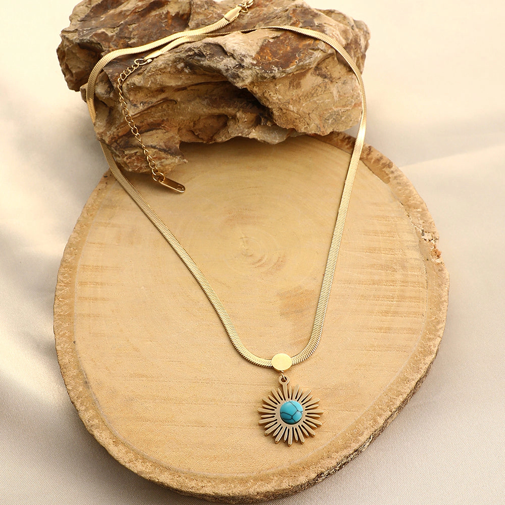 SOHI Women's California Gold the Soleil Pendant Necklace