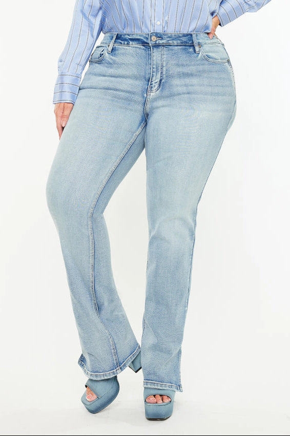 Kancan Women's Plus Mid Rise Y2k Bootcut Jeans Doreen