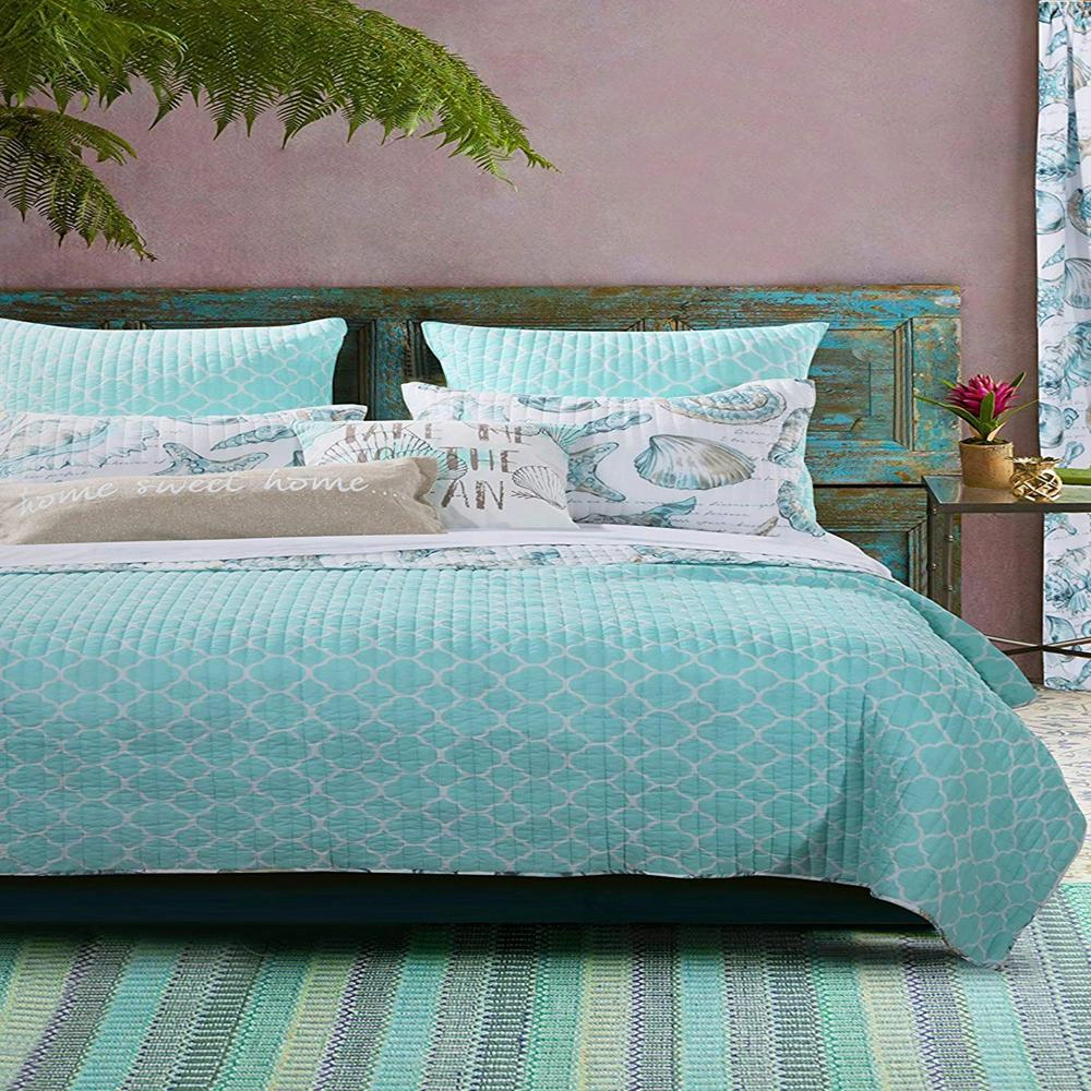 Barefoot Bungalow Oversized 100% Microfiber Polyester Cruz Reversible Quilt And Pillow Sham Set - King 105x95", Multi