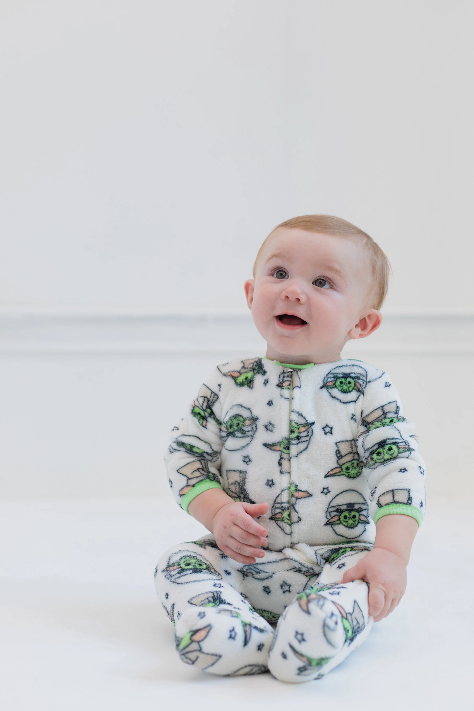 Star Wars The Mandalorian Grogu Baby Fleece Footed Sleep N Play