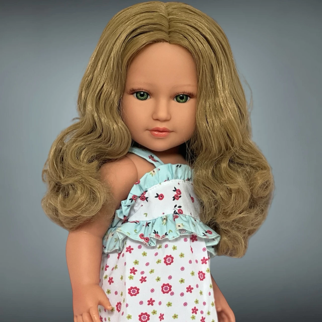 Kinsley Cassar ™ – 18-Inch Blonde Hair and Green Eyed Doll with Poseable Head