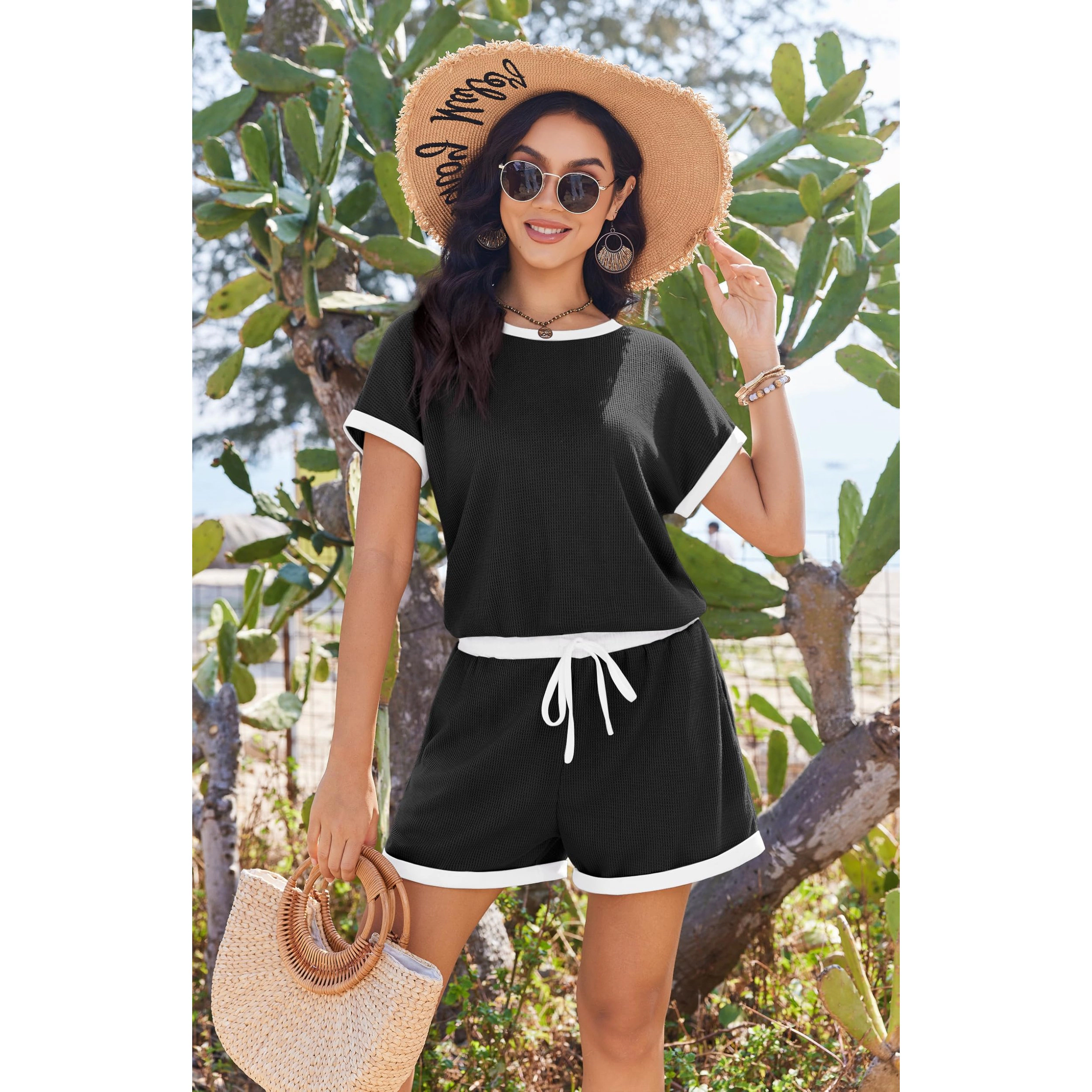 Ekouaer Women's Striped Short Sleeve Top and Shorts Two Piece Set