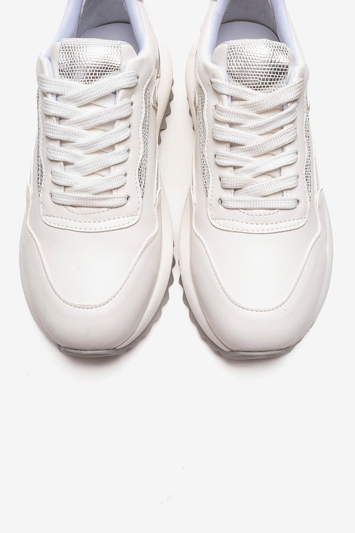 Prologue Shoes Womens Whisper Casual Sneaker