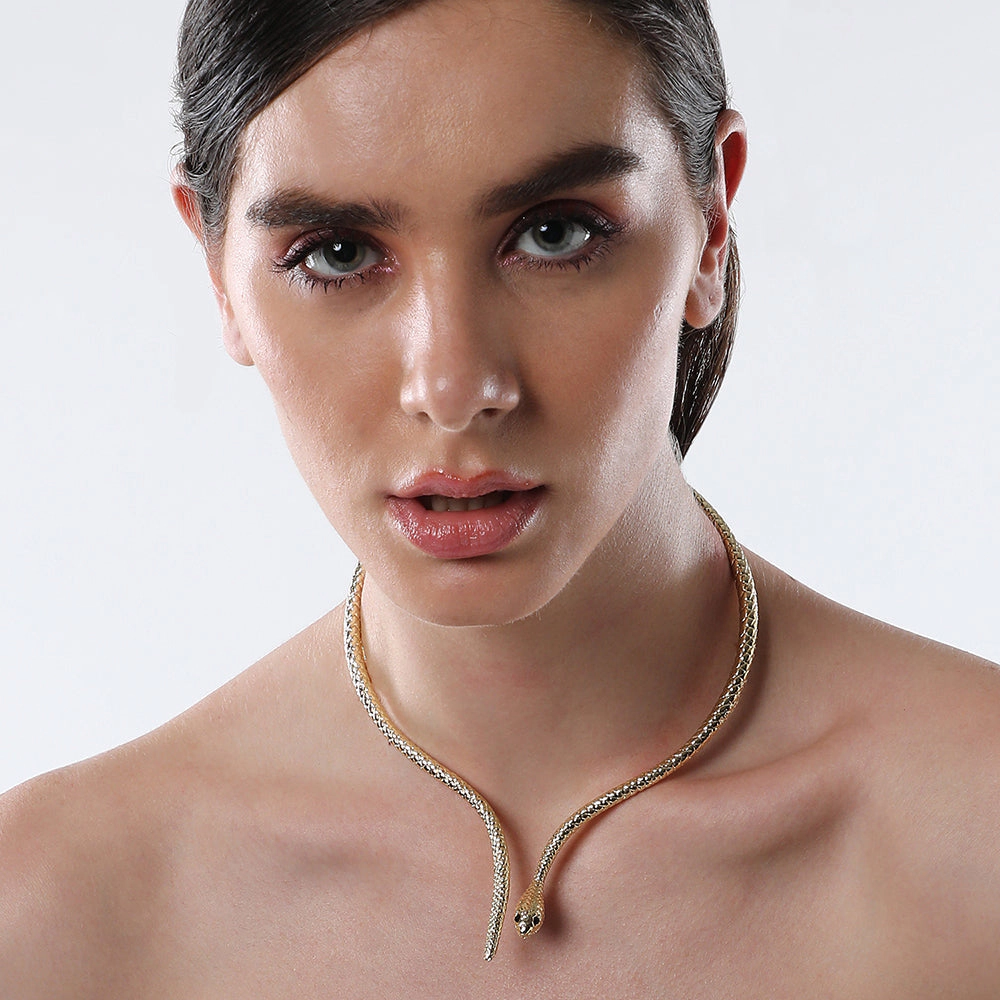 SOHI Women's Antique Gold the Serpent Torque Necklace