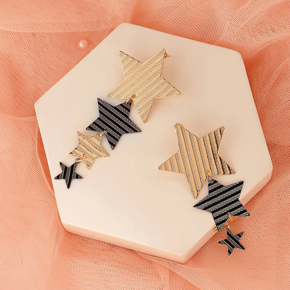 SOHI Women's Gold-Toned Star Drop Earrings