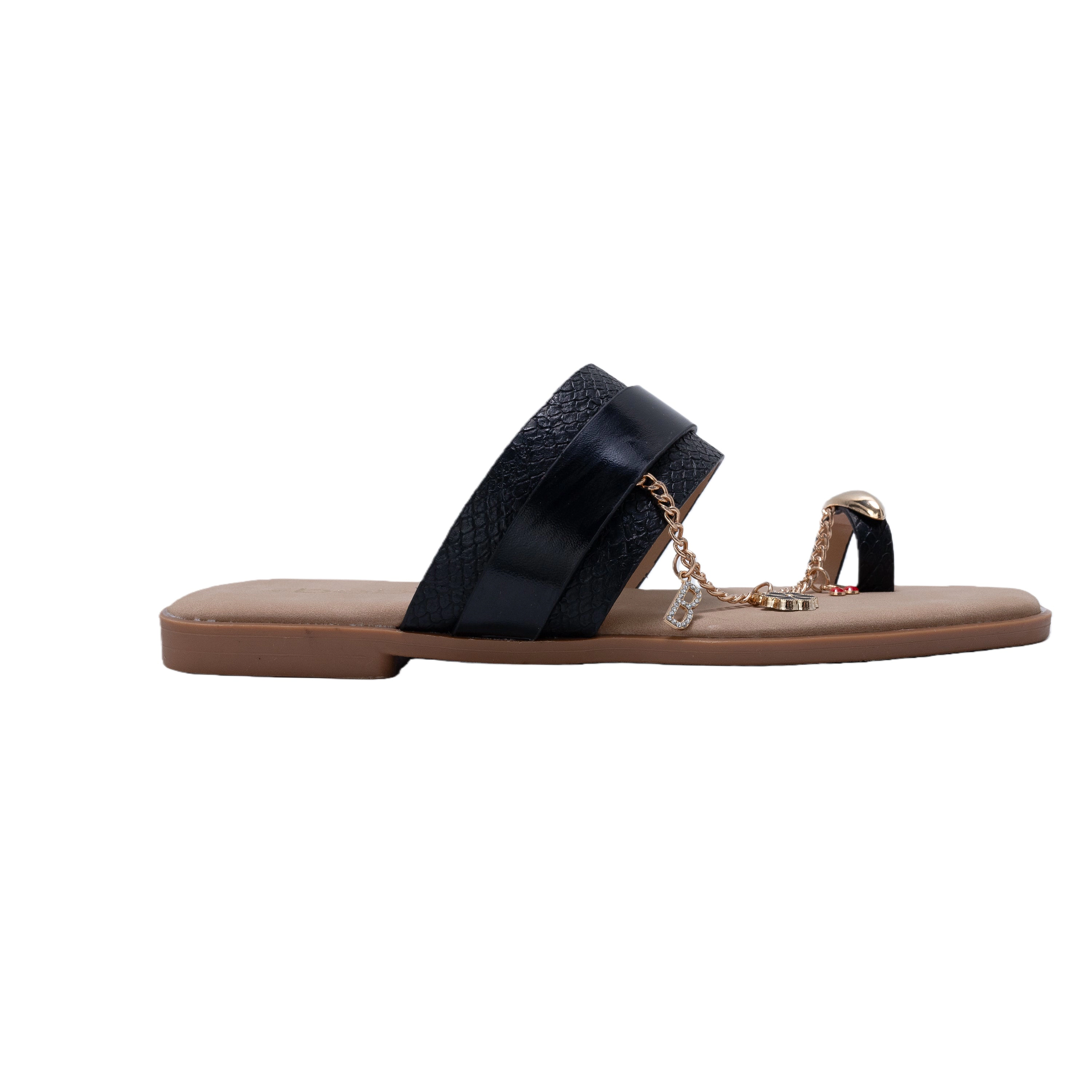 bebe Women's Thong Sandals with Chain Charm Detail Slip On Flats
