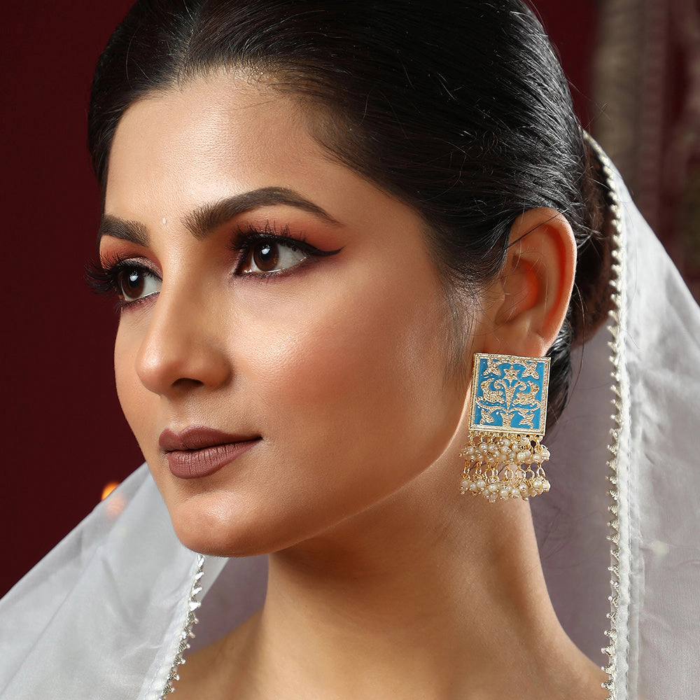 SOHI Women's The Niloufar Drop Earrings