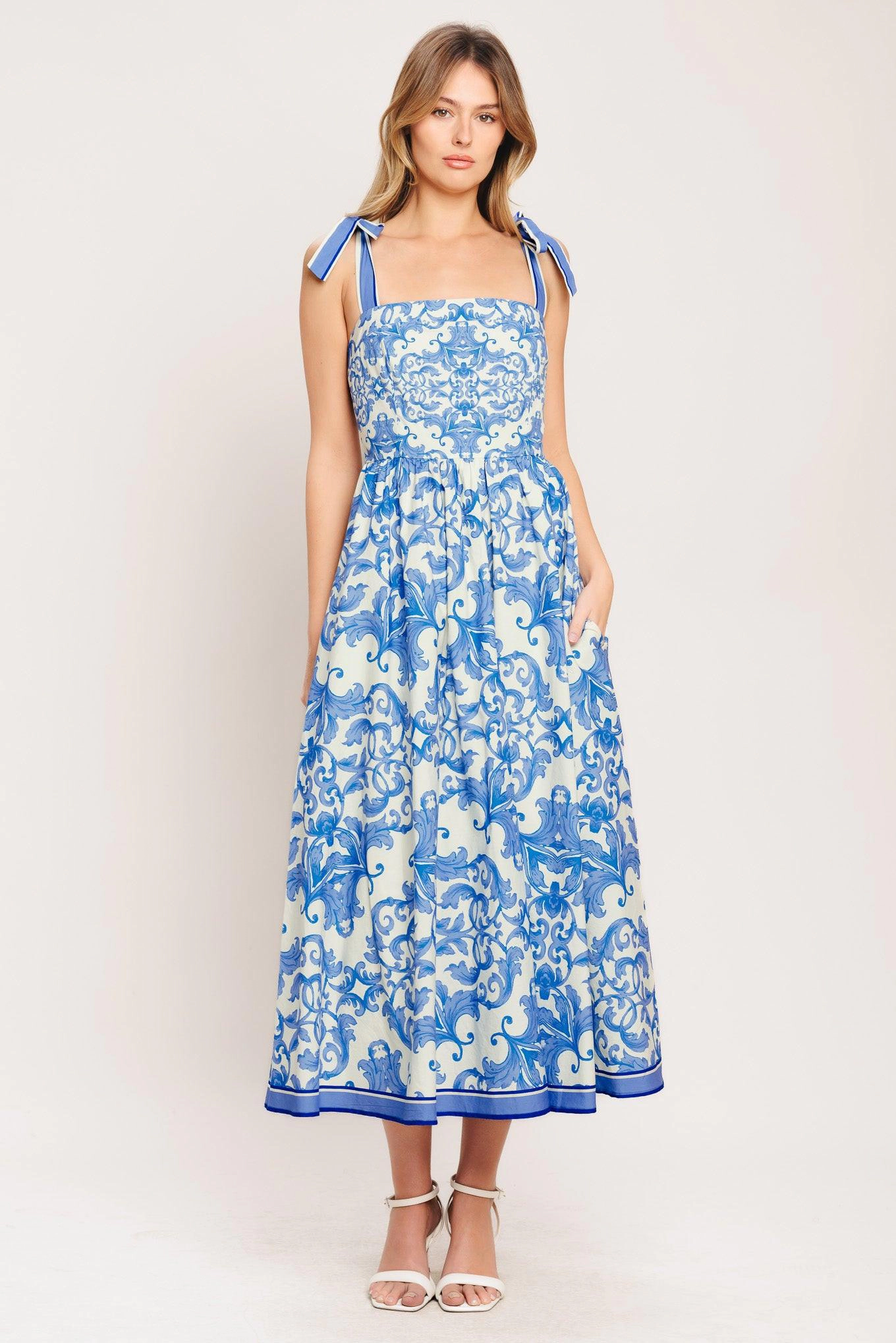 TRUEDAMES Women Azure Scroll Woven Midi Dress