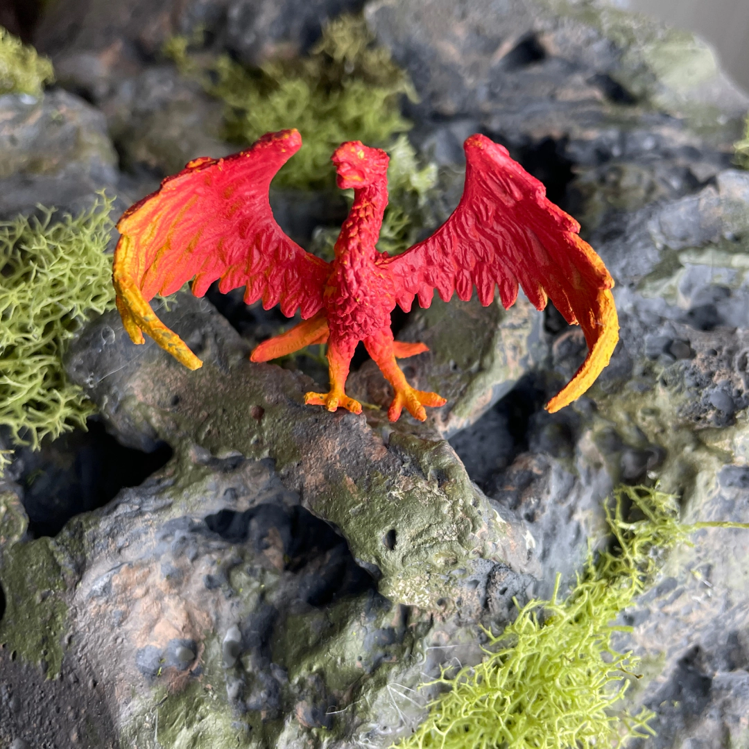 Safari Ltd. - Mythical Realms  TOOB - contains 8 Mini Figurines