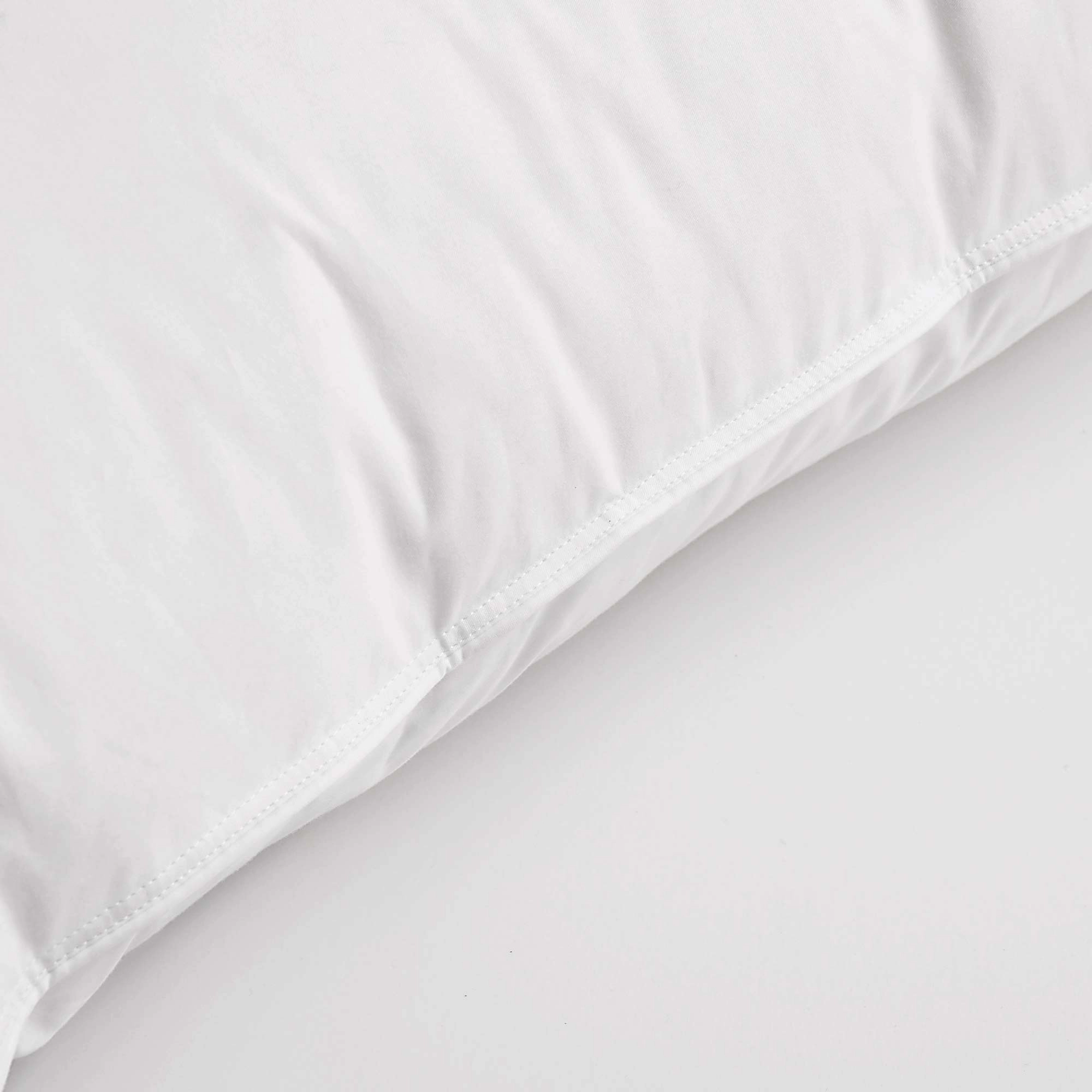 Puredown Selected 90% White Duck Down Pillow, 300TC Down-Proof Shell, Made in Germany
