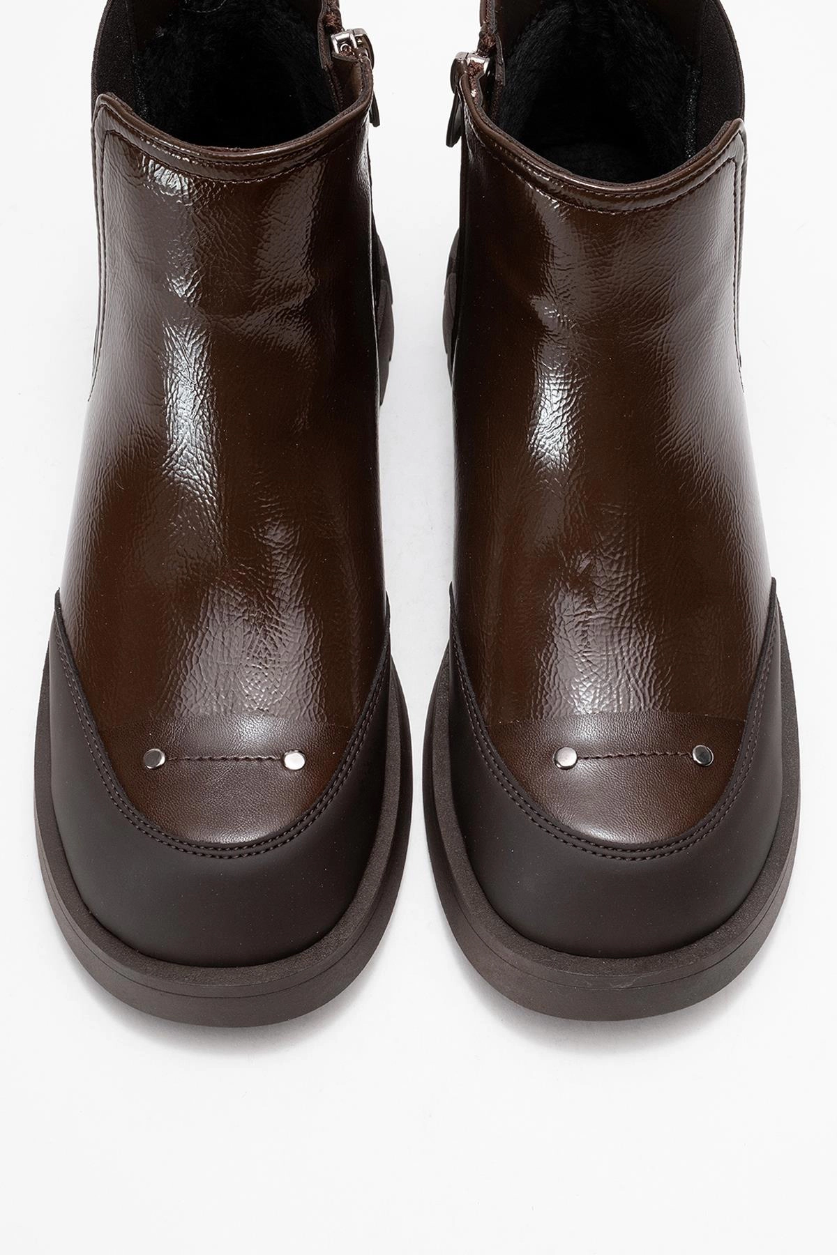 Prologue Shoes Womens Albia Zip Boot