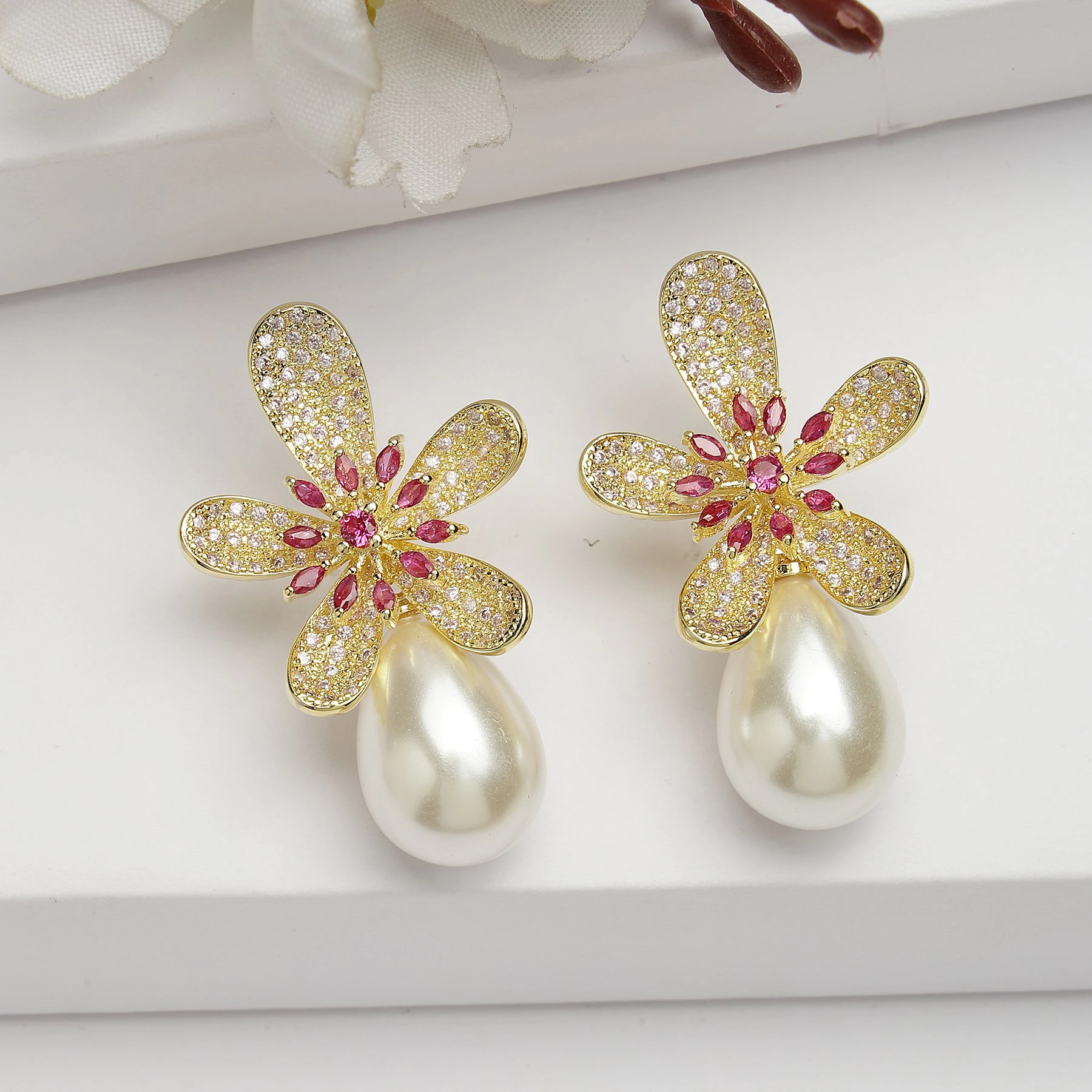 AGP PARIS Womens Diva Collection Sparkling Floral Drop Earrings