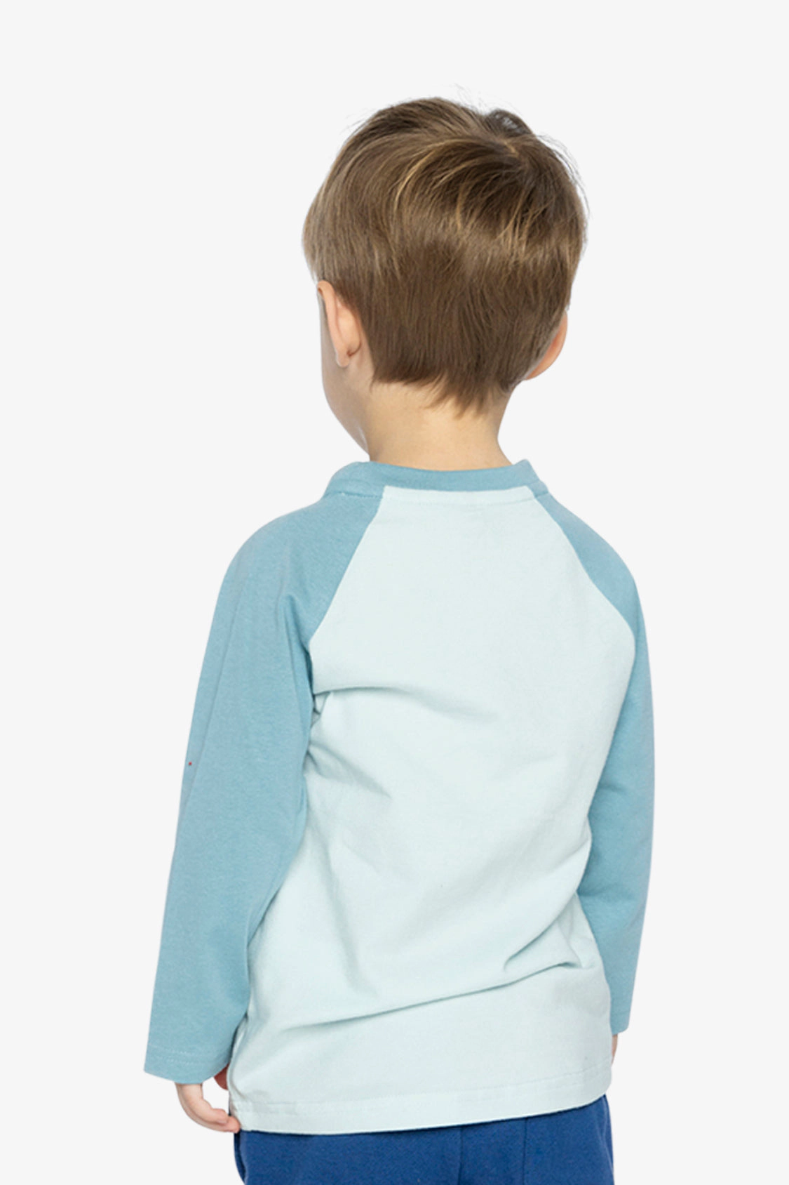 Deux par Deux Boys Long Sleeve Raglan Organic Cotton Walrus Ski Graphic T-Shirt