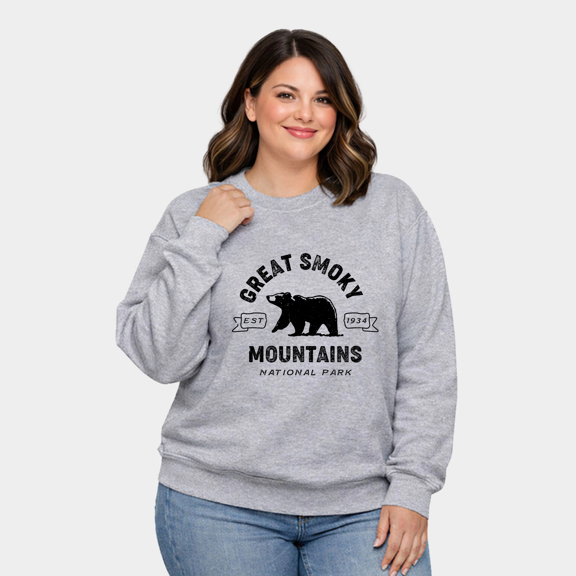 Simply Sage Market - Vintage Great Smoky Mountains National Park  Women's Plus Sized Graphic Sweatshirt