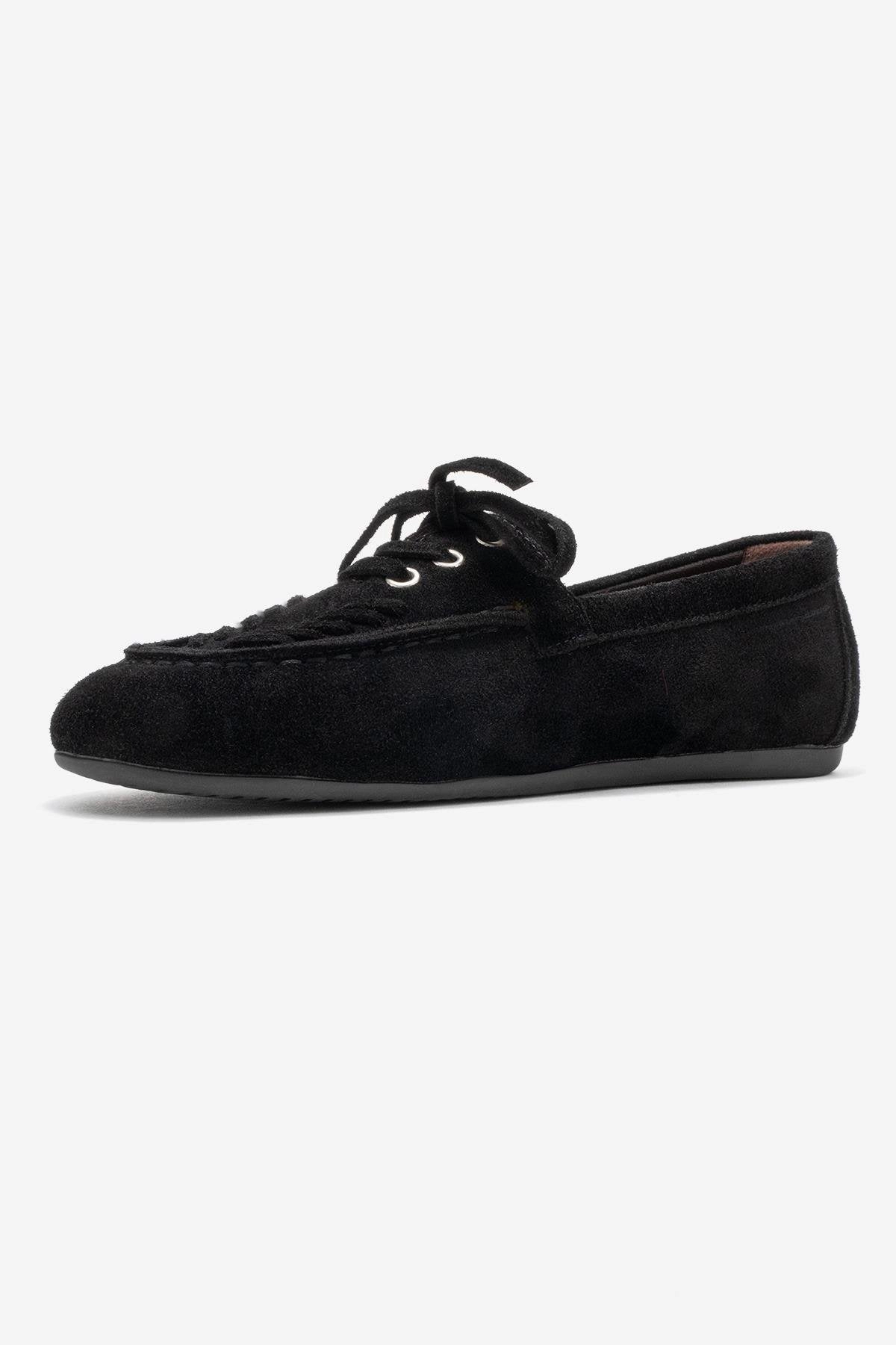 Forever & Always Womens Lorven Leather Lace Up Loafer