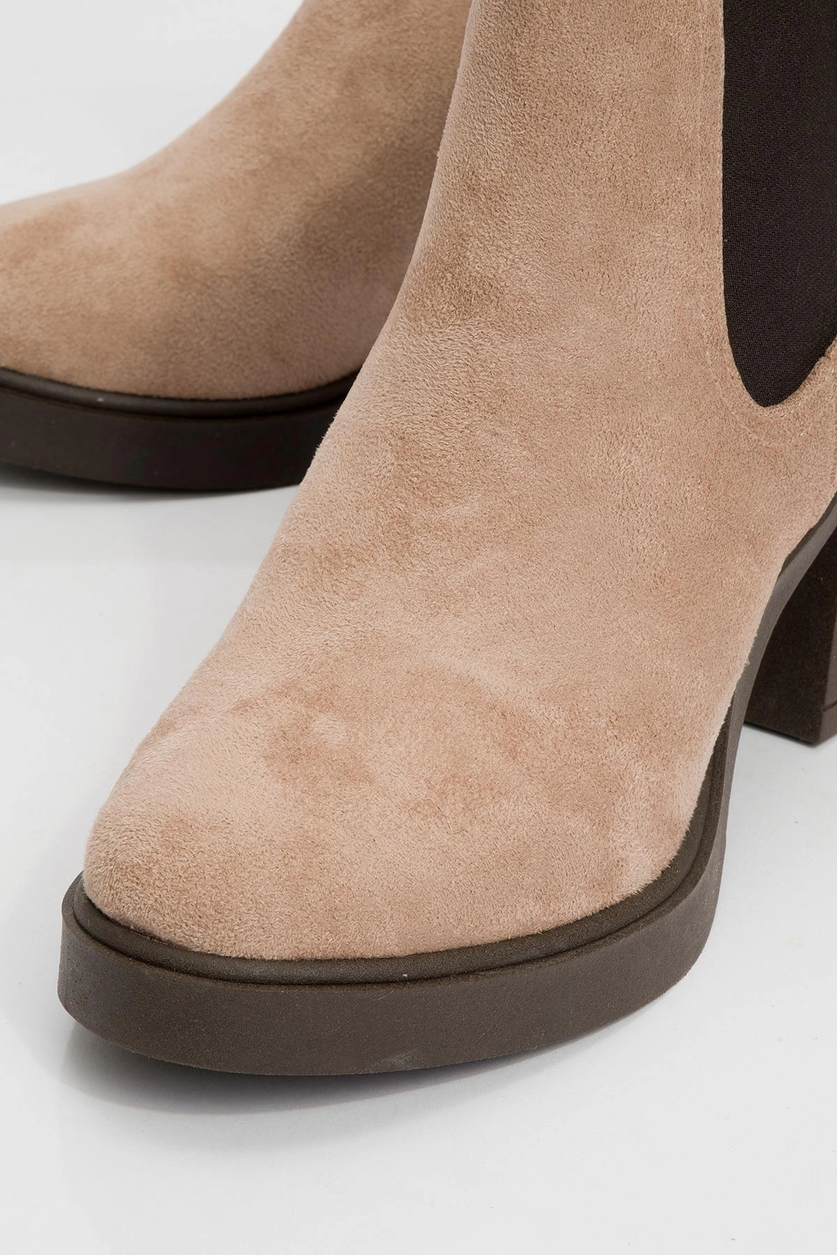 Prologue Shoes Womens Loves Platform Chelsea Boot