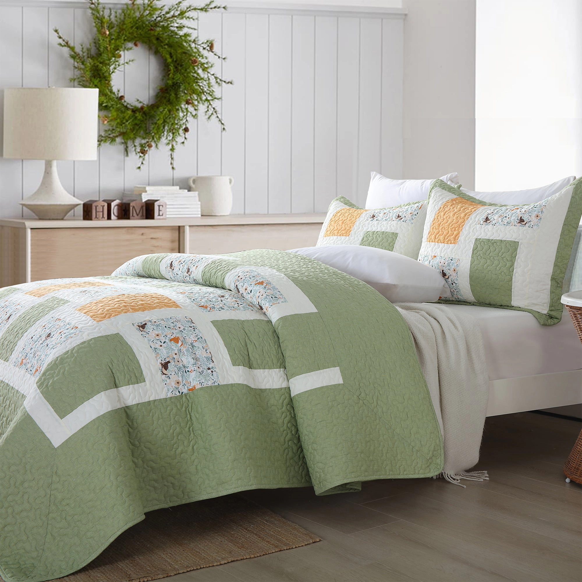 MarCielo 3 Piece Cotton Christmas Quilt Set, Farmhouse Bedspread Set