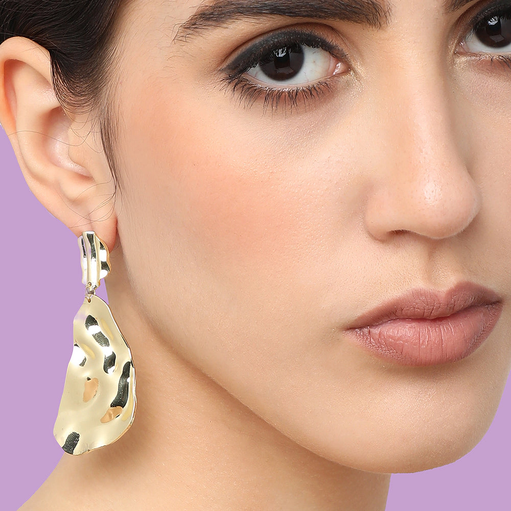 SOHI Women's Dented Drop Earrings