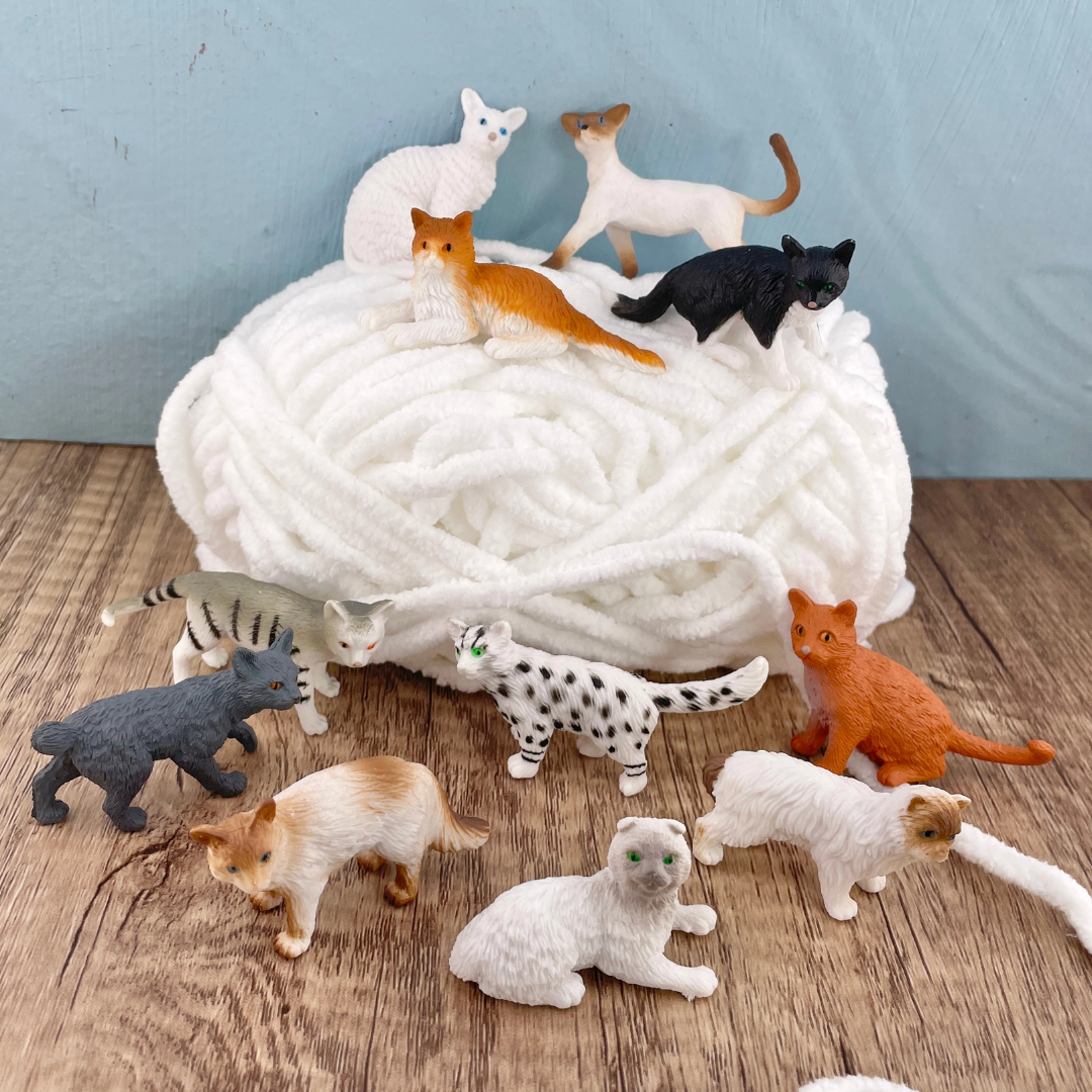 Safari Ltd. - Domestic Cats TOOB - contains 10 Mini Figurines
