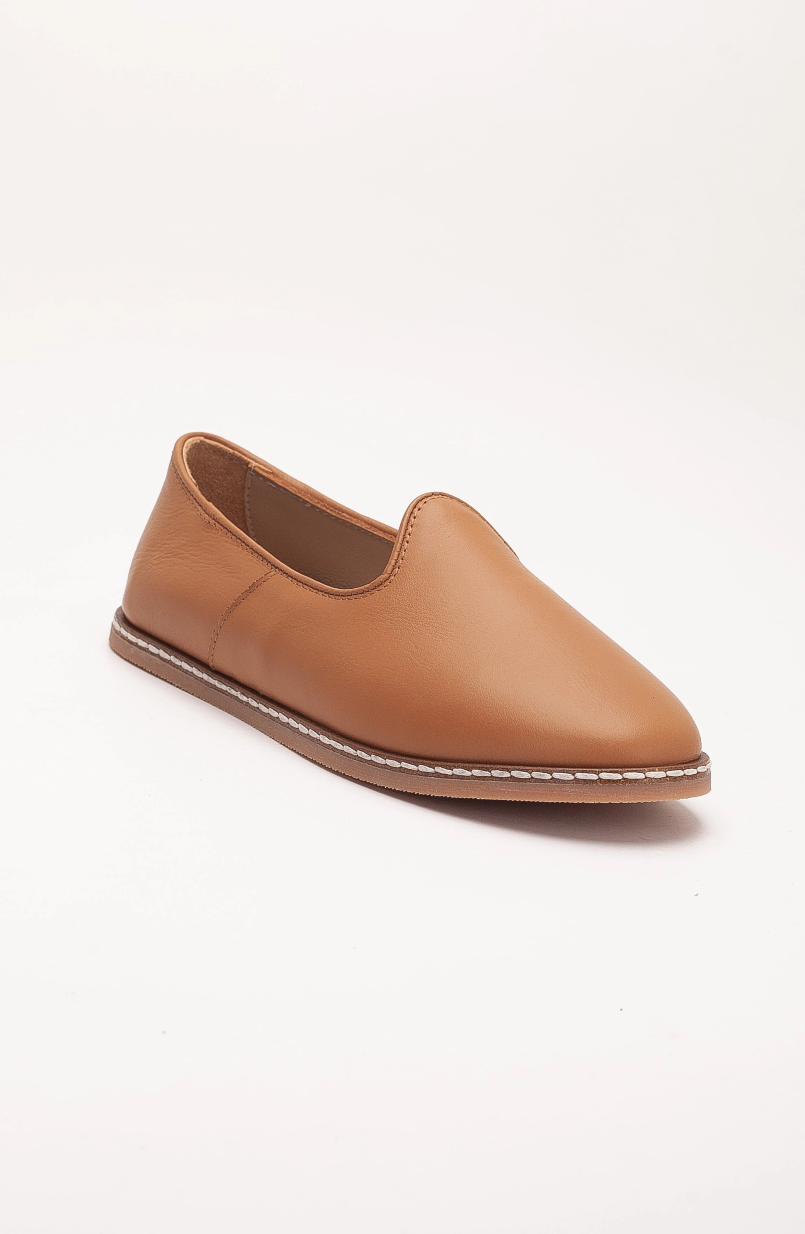 Forever & Always Womens Dalya Leather Slip On Flats