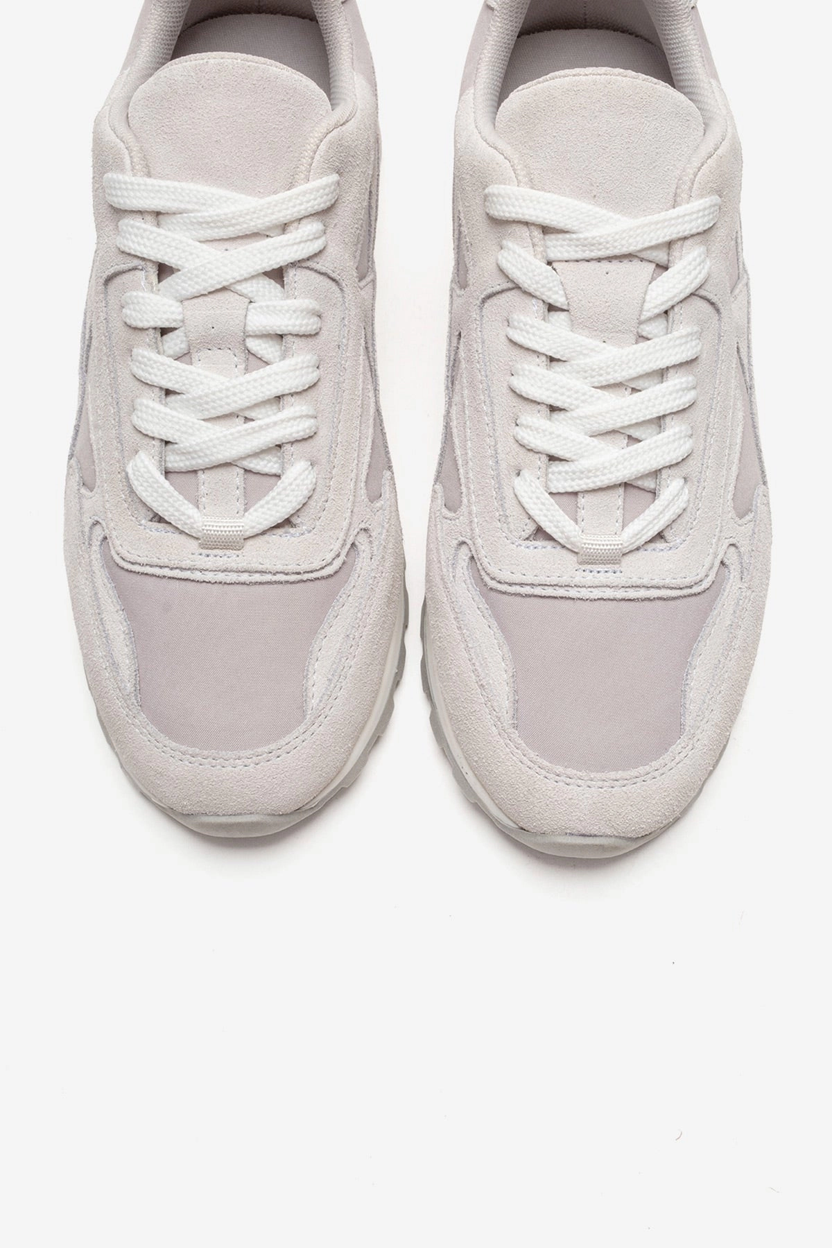 Forever & Always Womens Sahra Leather Sneaker