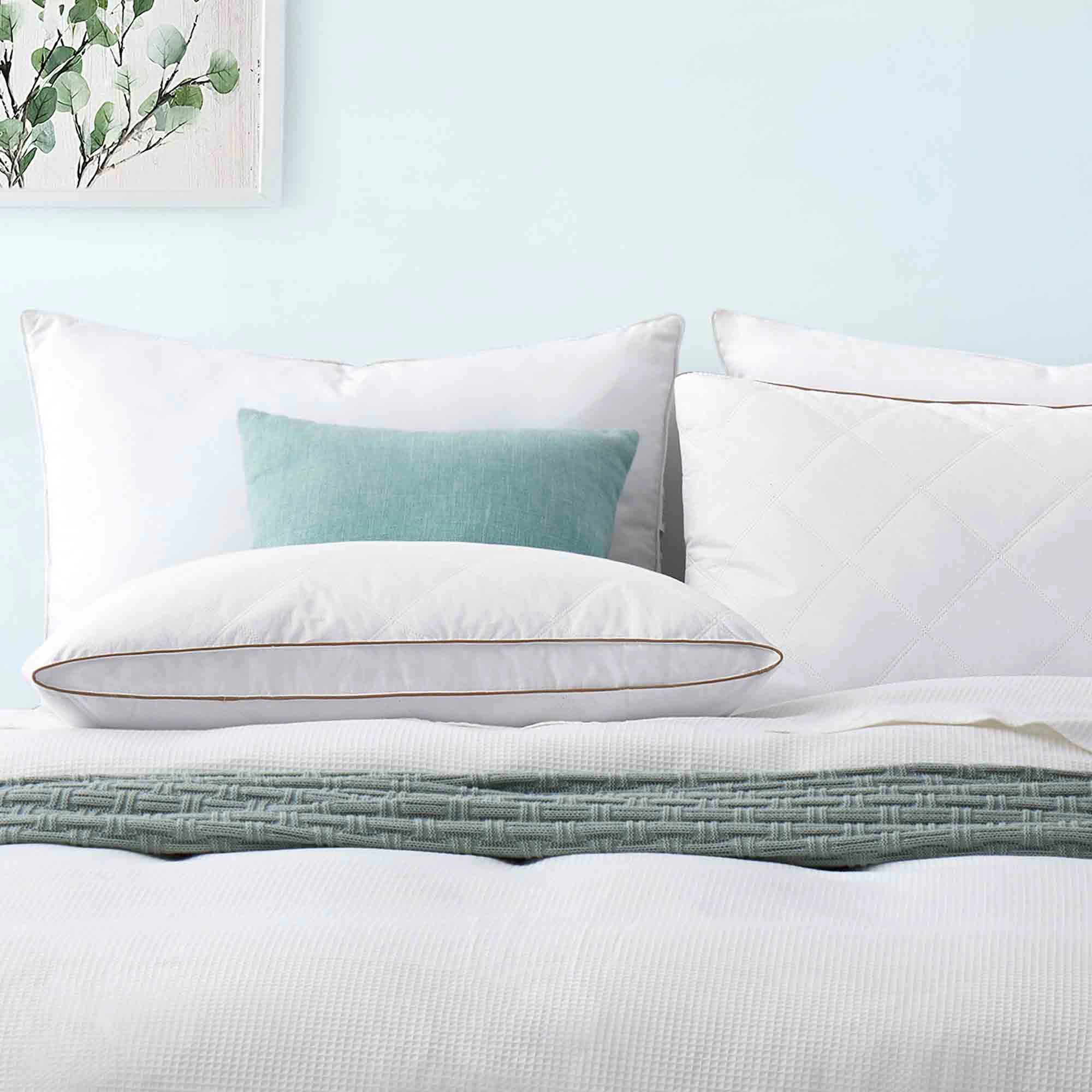 PEACENEST Oval Diamond Quilted High Loft Goose Feather Pillow Set
