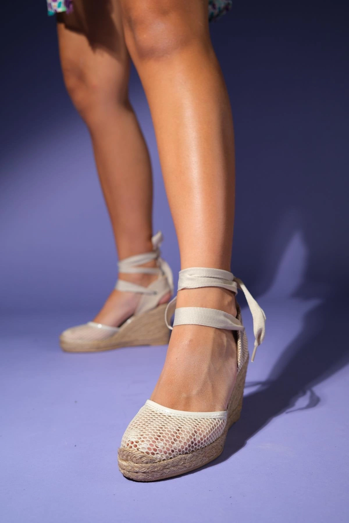 Forever & Always Womens Lions Mesh Leather Wedge Espadrilles Sandals