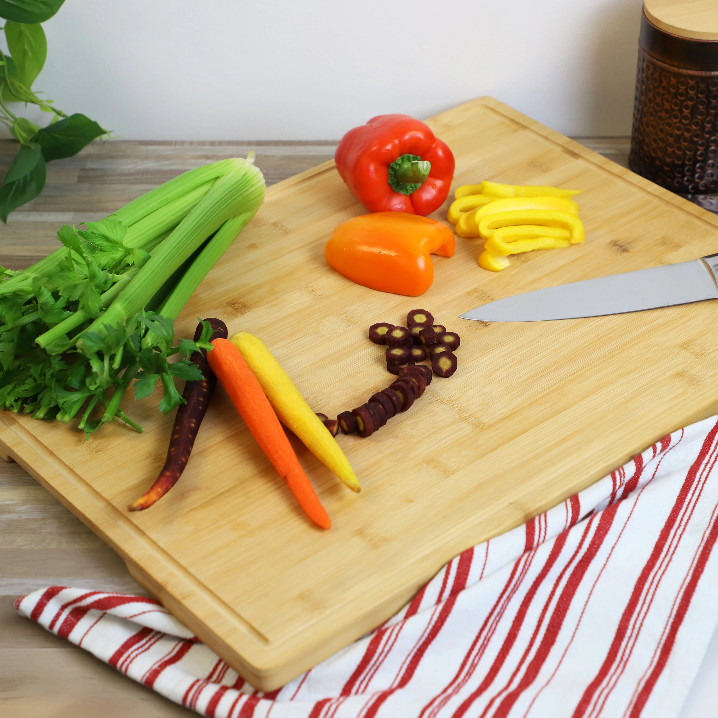 MegaChef 20 x 14 Inch Rectangle Bamboo Cutting Board