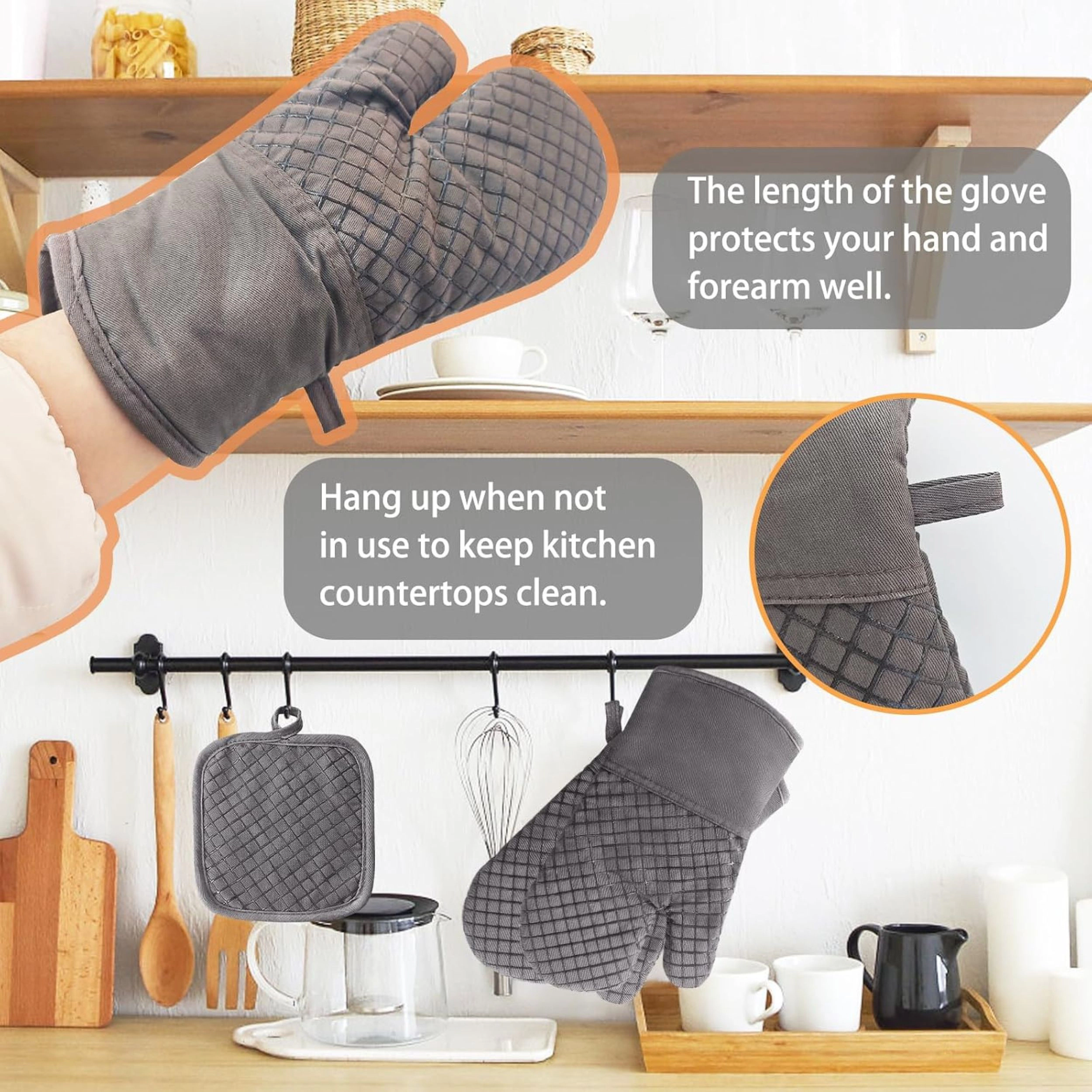 Stock Preferred Pack of 4 Heat Resistant Oven Mitts and Pot Holders Set with Silicone Grip